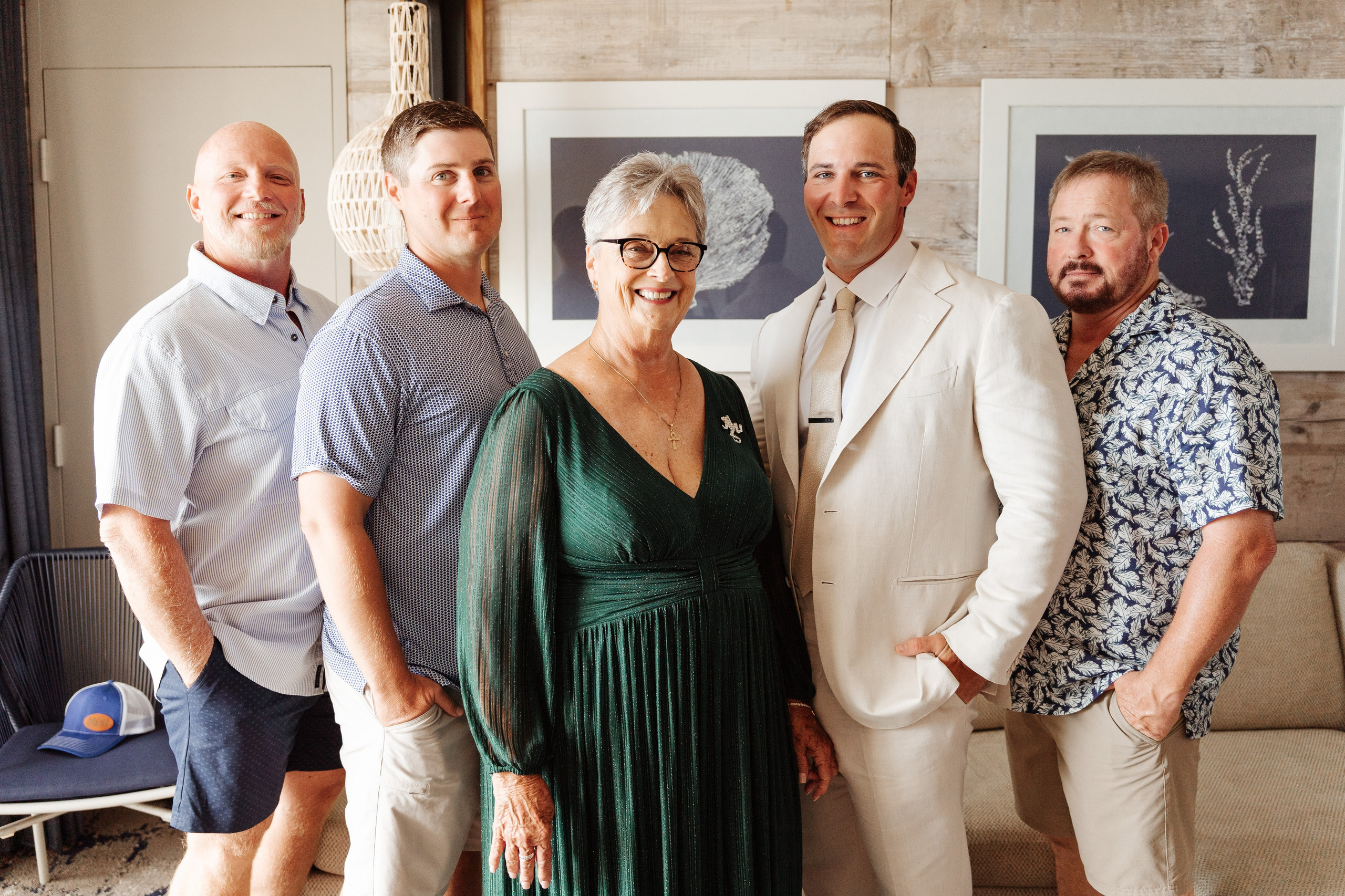 2025-08-16_BryanAmber. Ретушер Зенькевич Света