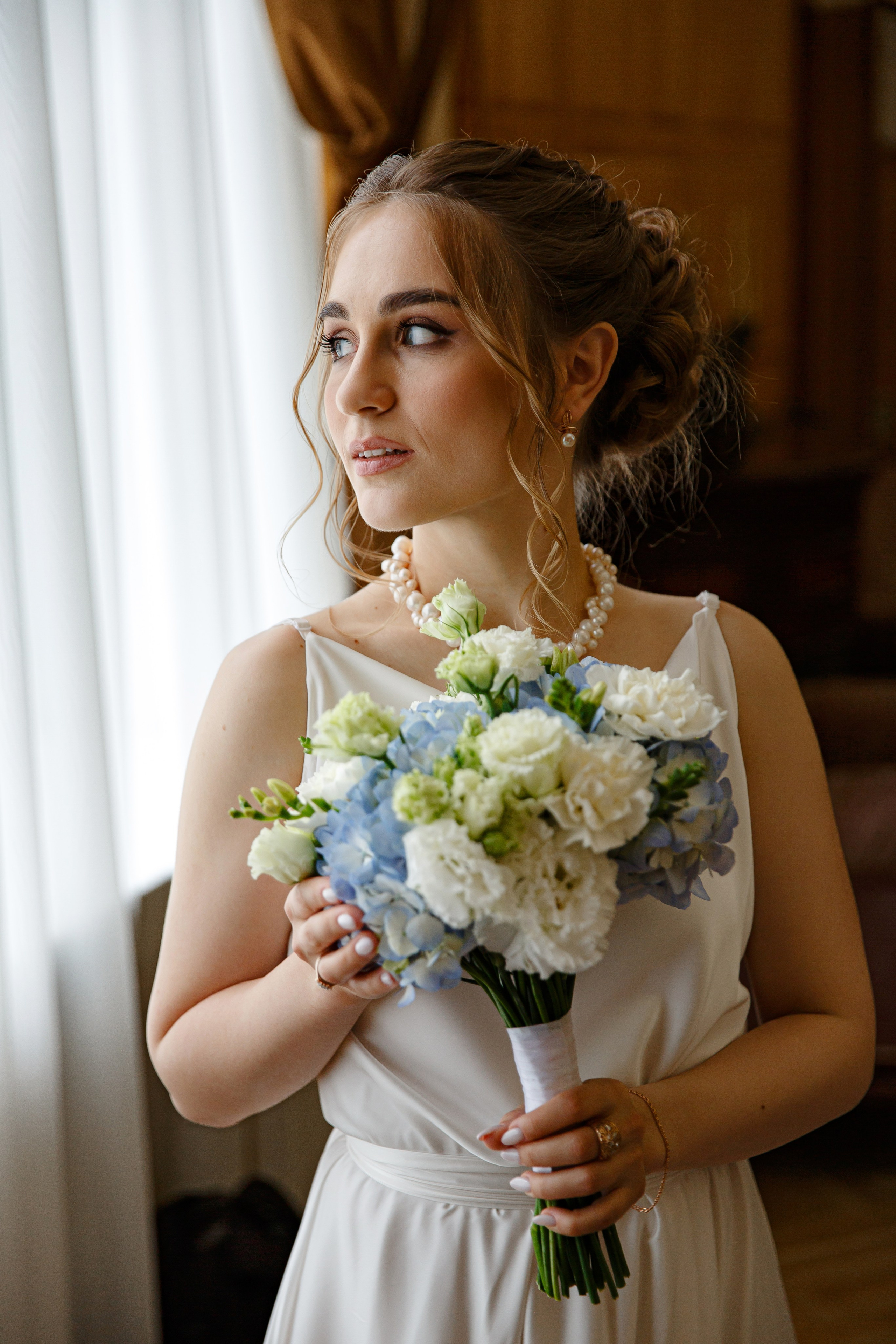 Свадебная фотосессия в городе и в фотостудии. Свадебный фотограф Москва и МО Сергей Киржаев