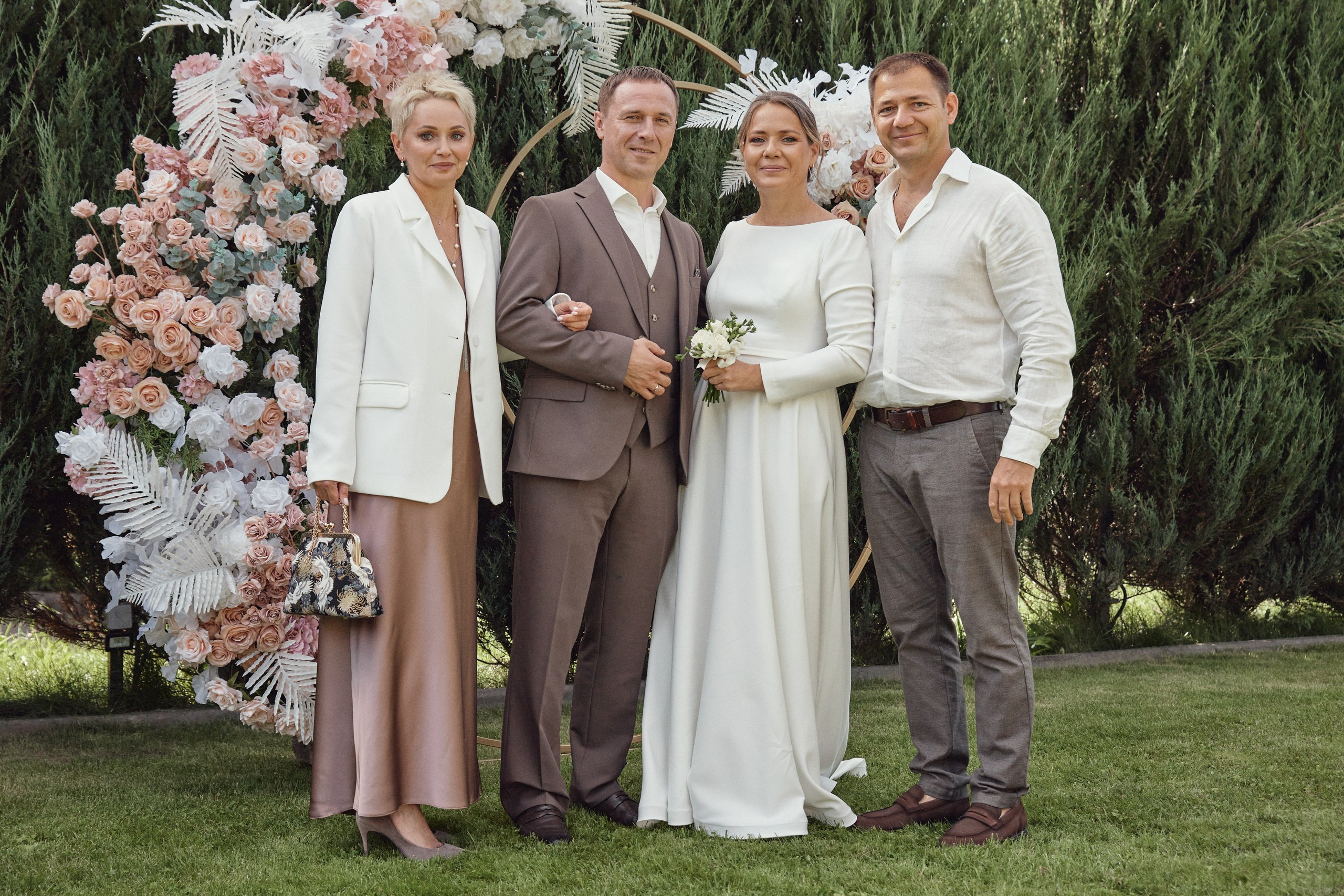 Счастье здесь. Свадебный фотограф Антон Артюшин. Работаю в Нижнем Новгороде и Москве