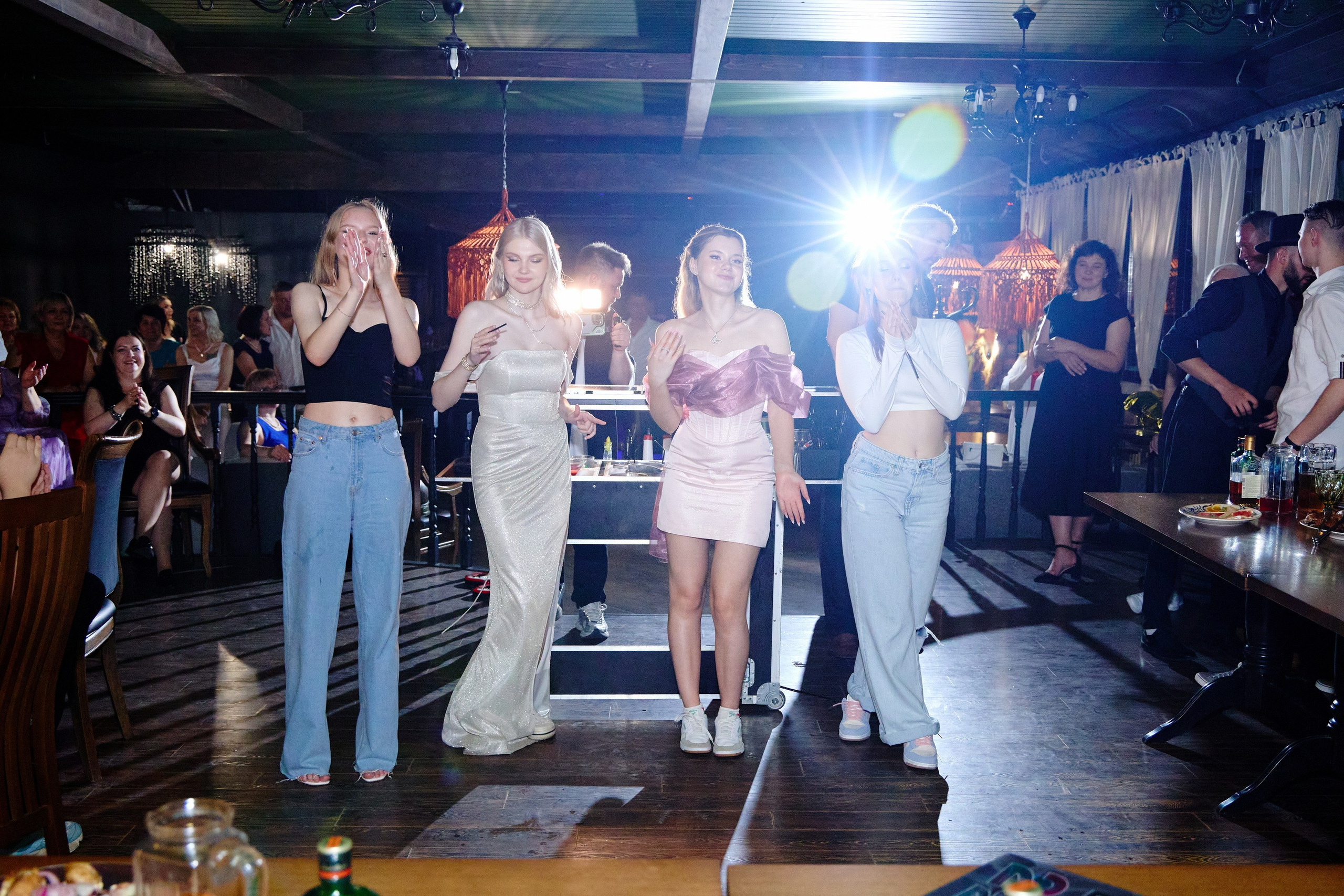 Выпускной 35 Сош. Фотограф Выпускные альбомы Таганрог Сергей Коробченко