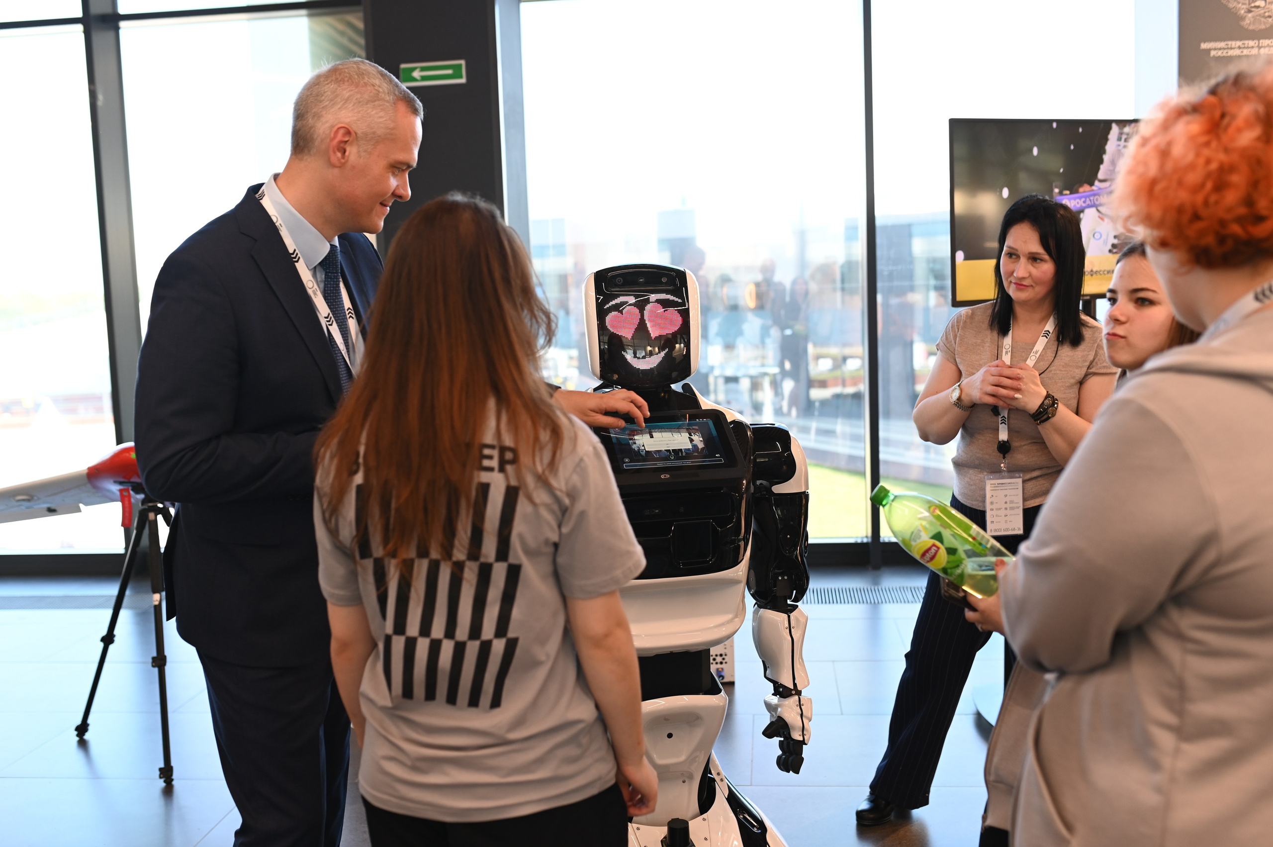 Репортажная съемка Нижний Новгород, фотограф Дмитрий Гуричев. Бизнес-фотограф Дмитрий Гуричев. Корпоративная фотосъемка в Нижнем Новгороде для предпринимателей и организаций