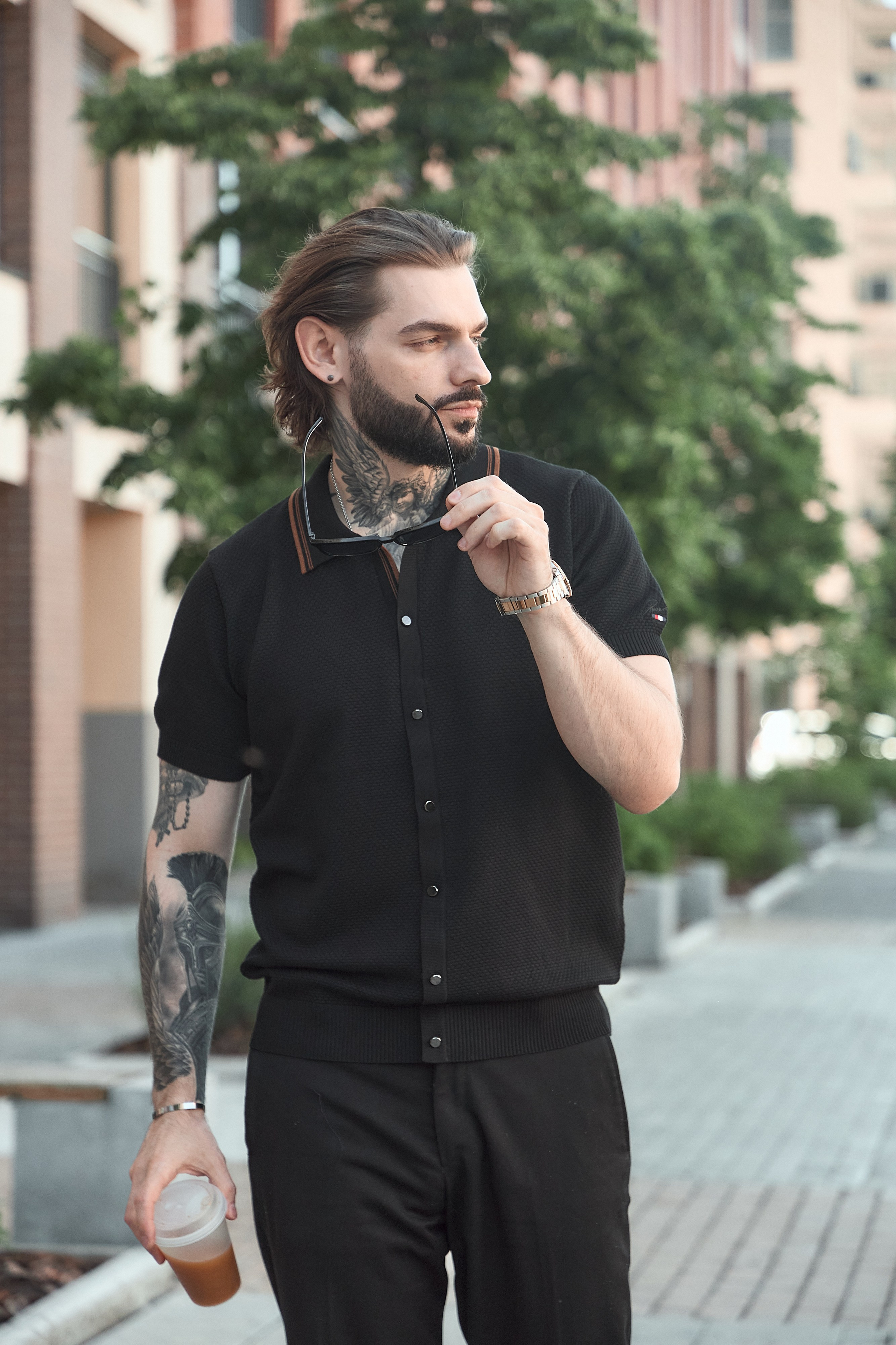 САША. Продающий контент для маркетплейсов и e-commerce «под ключ»