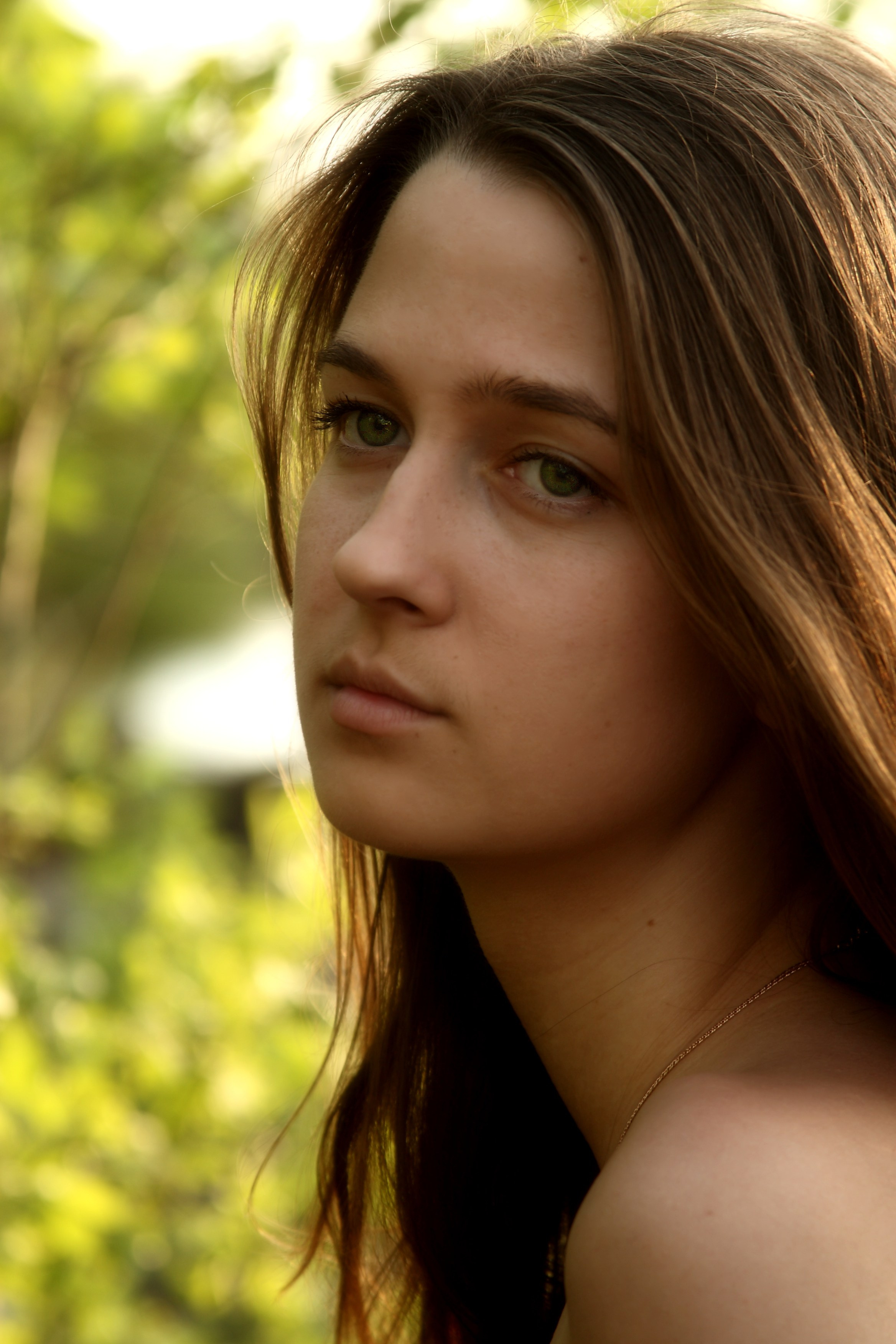 Надя. Портрет на пленэре.