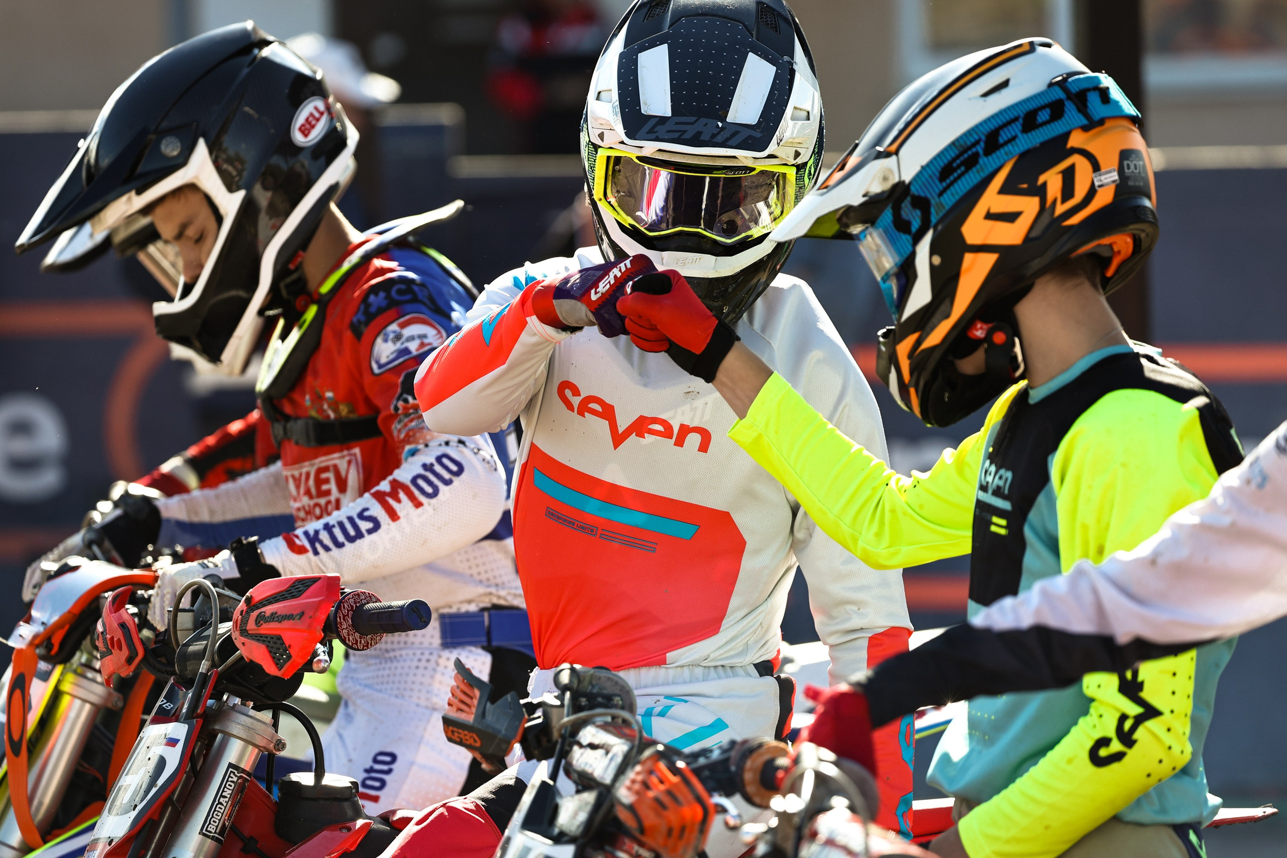 2024 Winline чемпионат России по суперкроссу. Профессиональный спортивный фотограф в Санкт-Петербурге