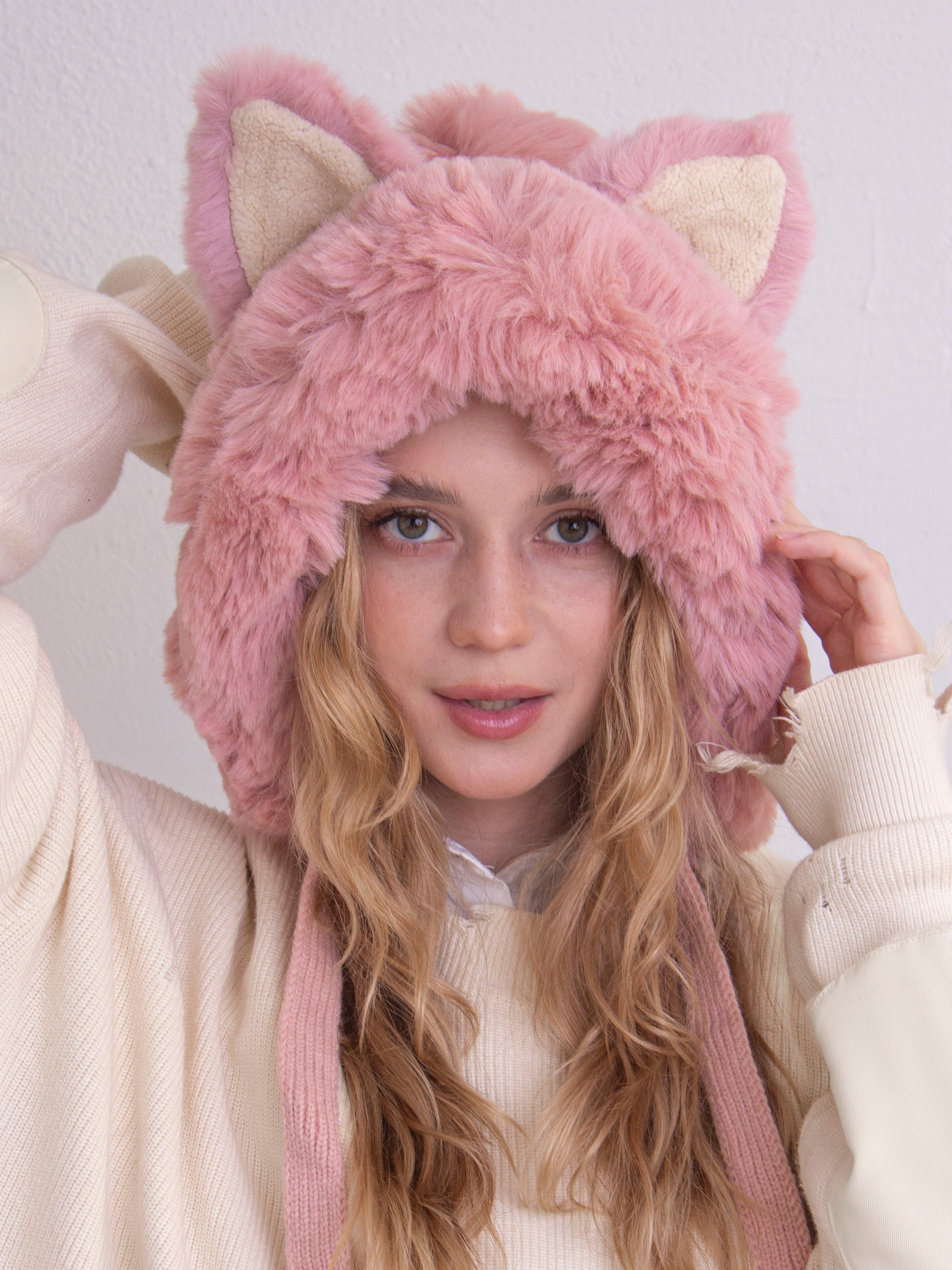 Hats. Фотограф для брендов Любовь Батина (Спб/Мск)