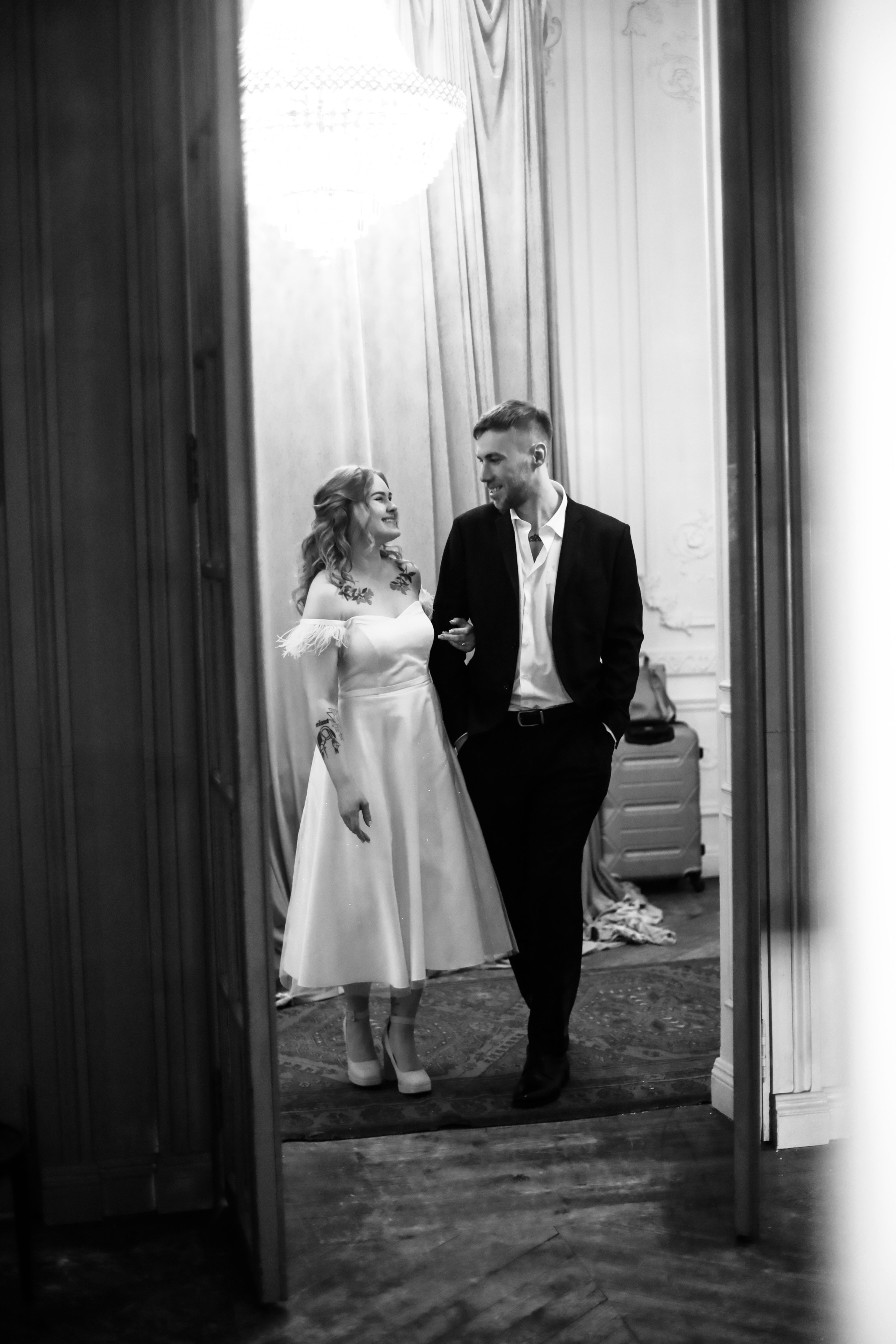 Владимир и Марина. Роспись Особняк Роял. Главная