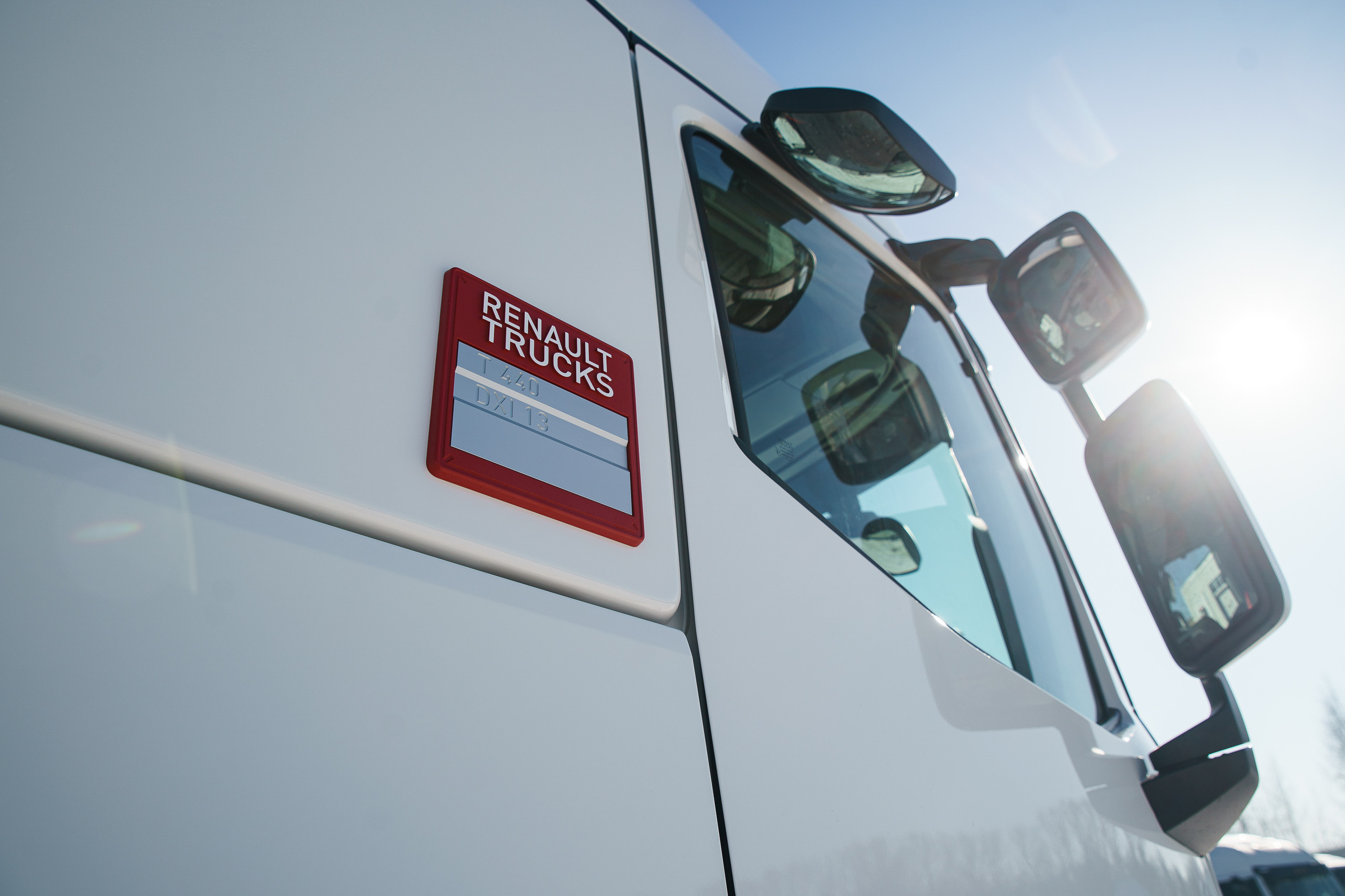 Торжественная передача ключей от новых грузовых автомобилей. Репортажный фотограф Сергей Сажин г. Ярославль