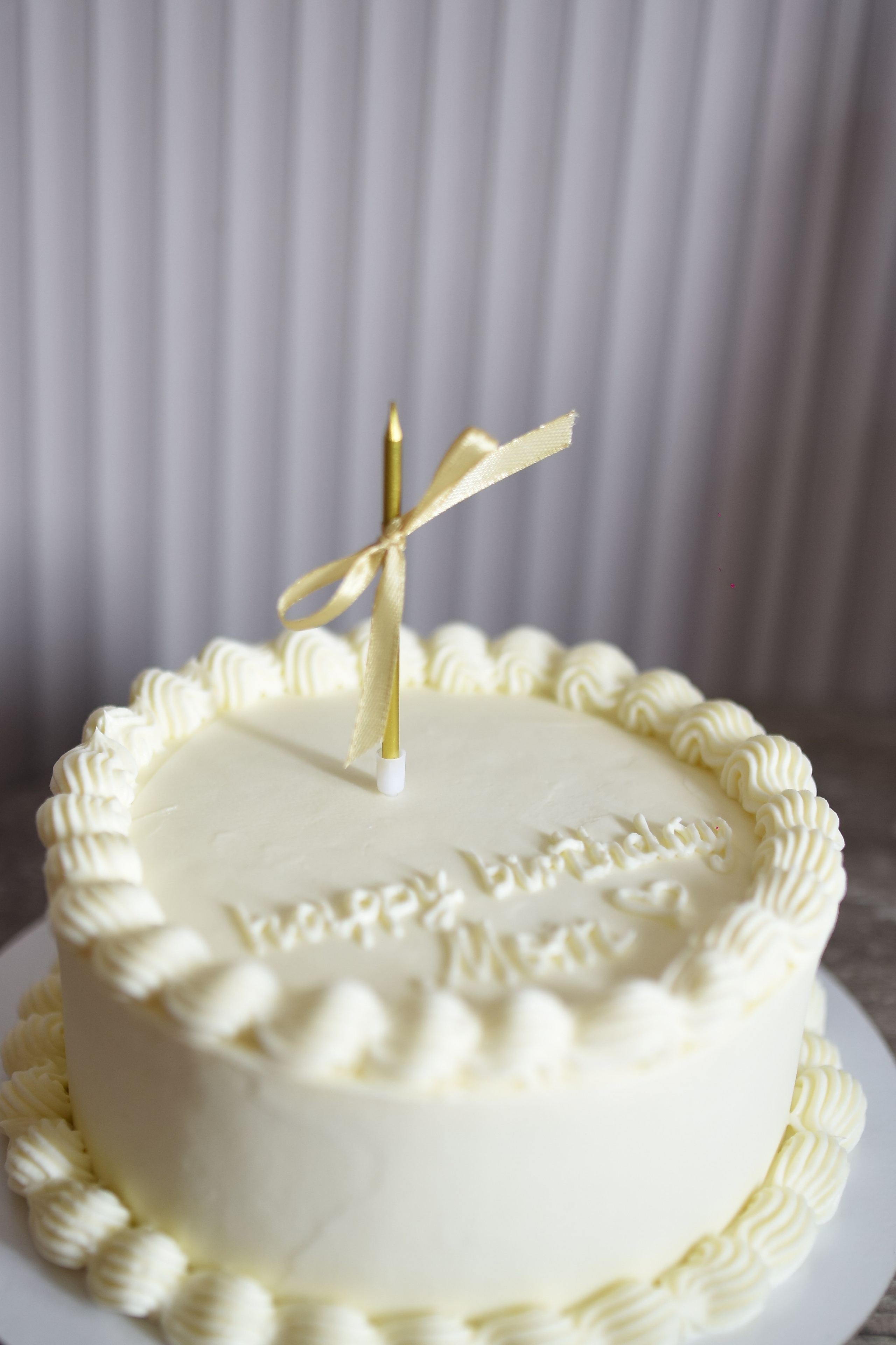 Торты на праздники. Семейная кондитерская. Торты и десерты на заказ в Москве и области