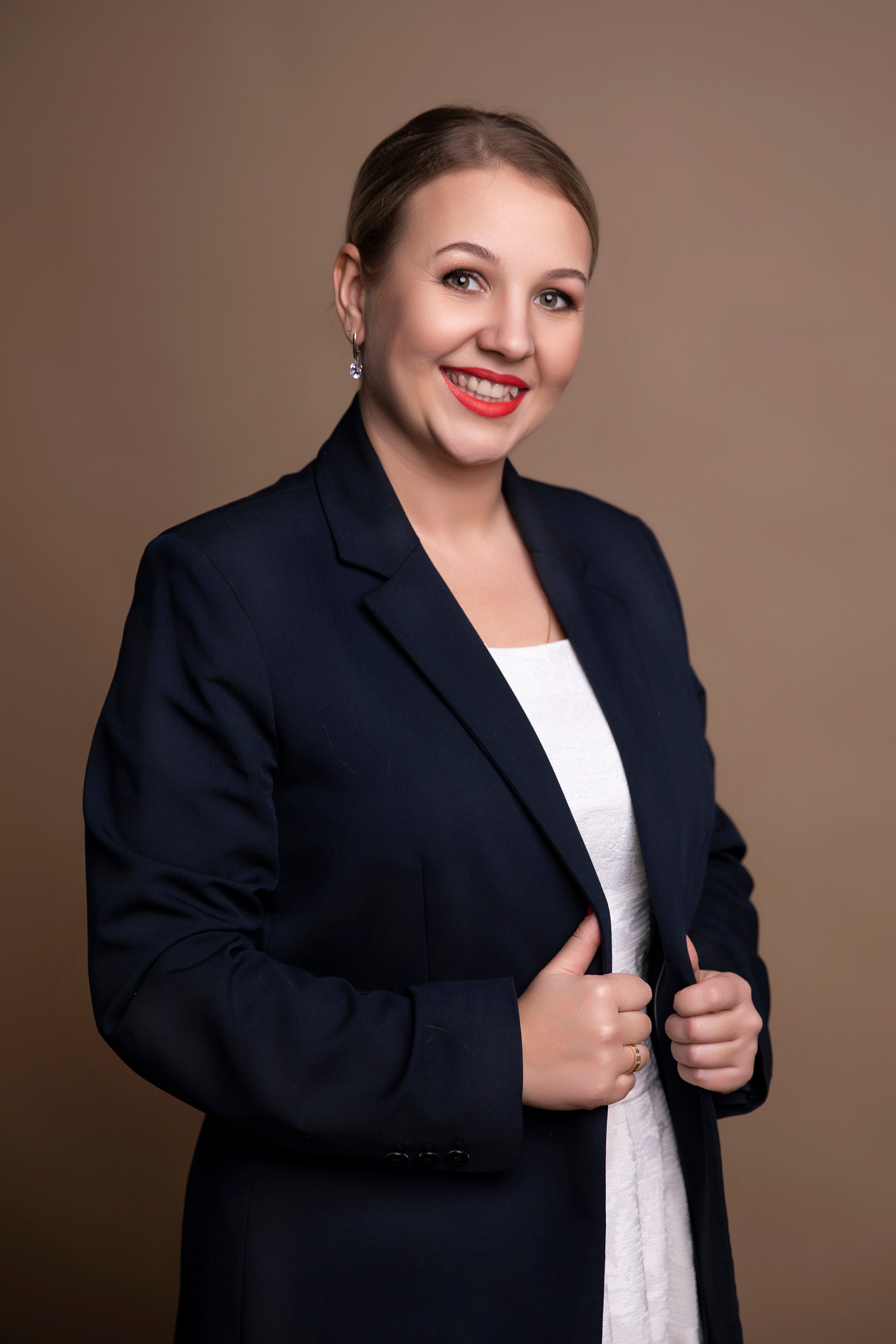 Рената и Роман с дочерьми. Фотостудия Gaga. Семейный и школьный фотограф Катерина Голубева