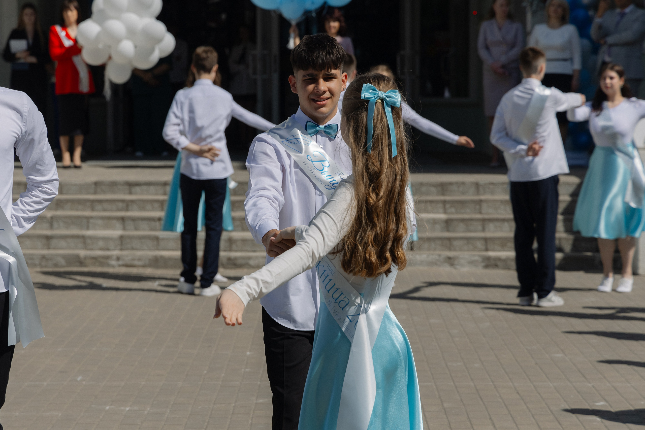 Последний звонок 2024. Свадебный фотограф в Минске/Беларуси Сергей Спиридонов