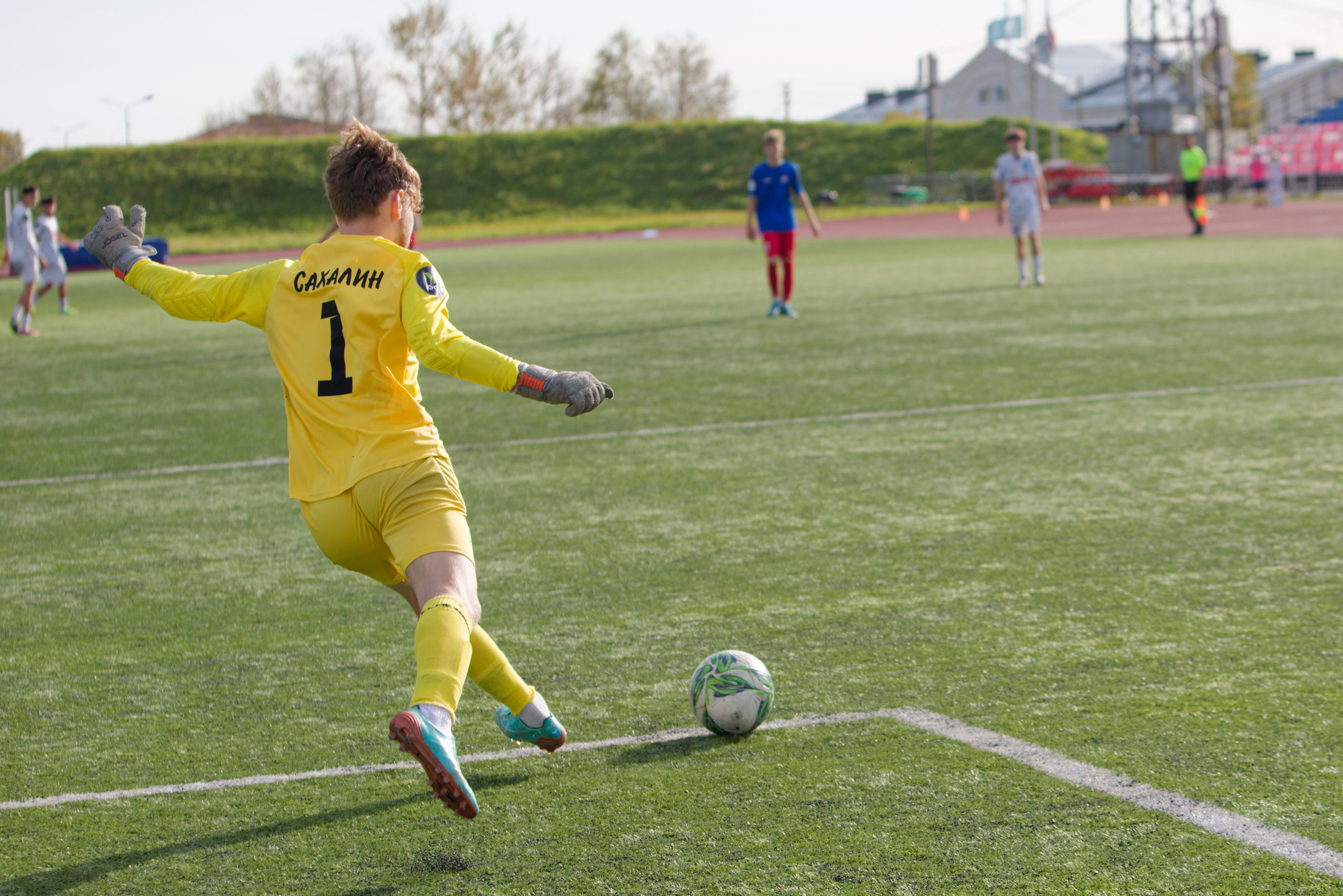 Матч ЮФЛ Сахалин-Хабаровск (U-18). Кутузов Евгений Фотограф в Южно-Сахалинске