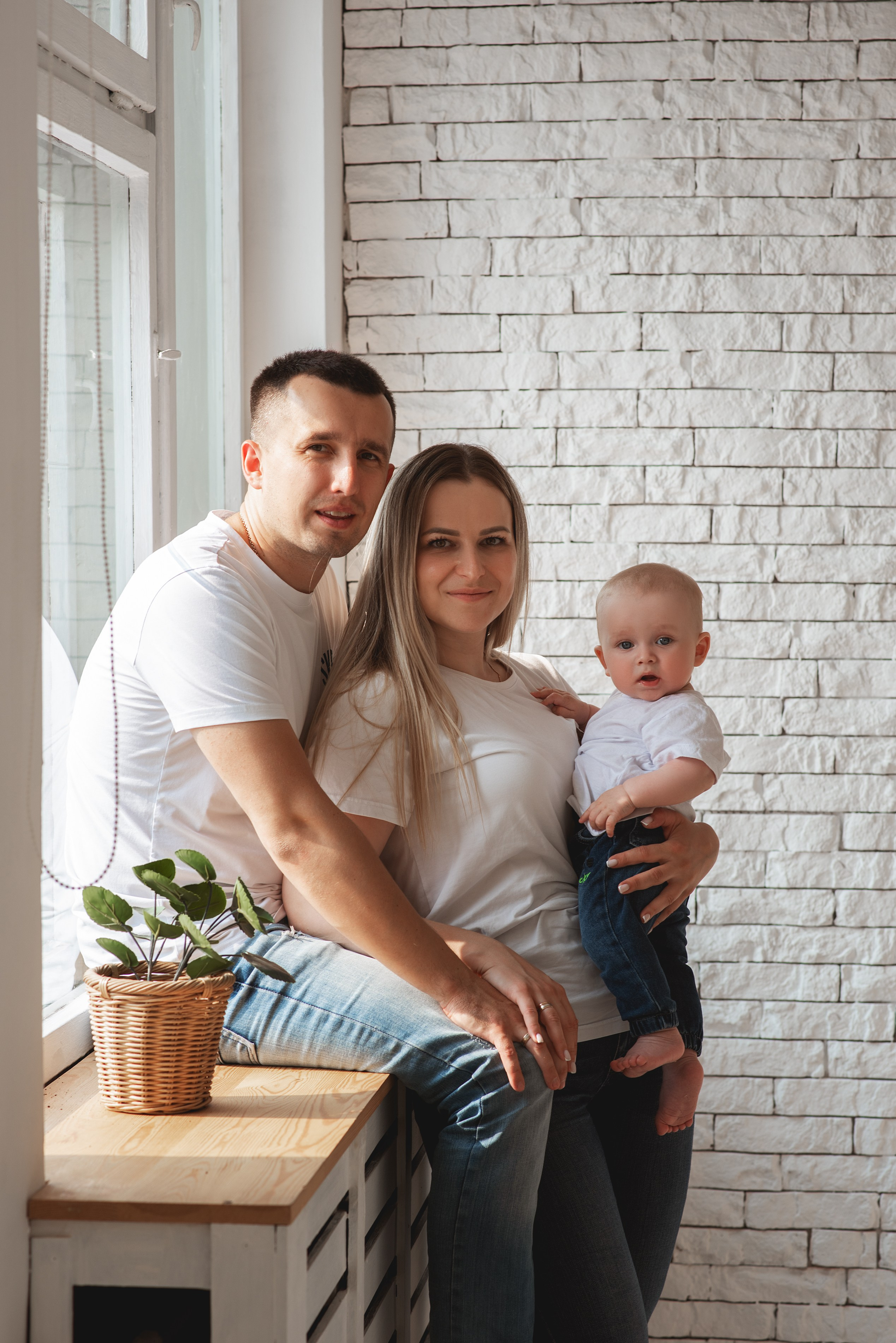 Семейная фотосессия Полина Игорь Богдан. Семейный фотограф в Южно-Сахалинске Анастасия Лимарева