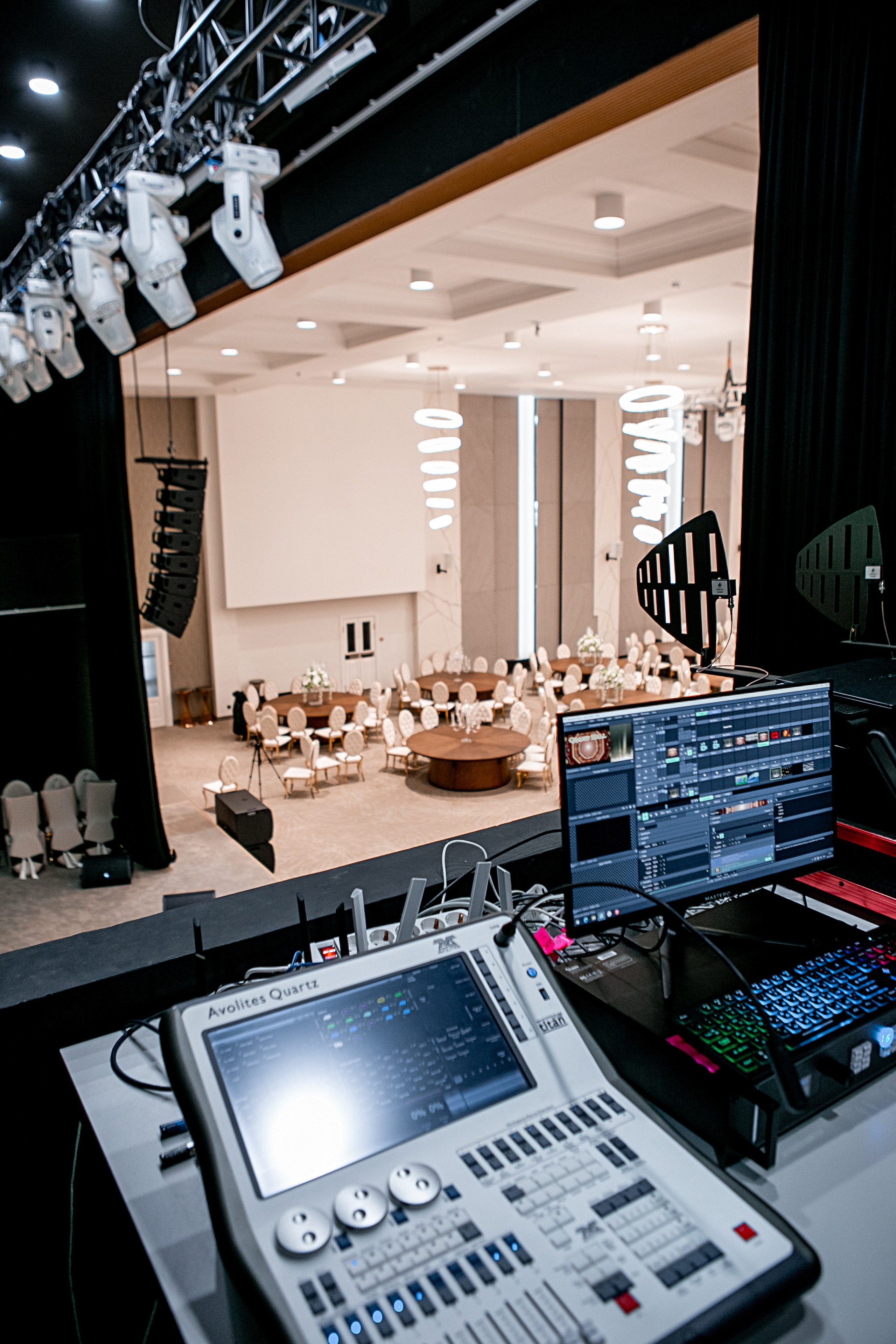 Банкетный зал Grand Holl. Контент фотограф, съемка для маркетплейсов, фуд съемка и репортажи в Новосибирске Ралия Галеева