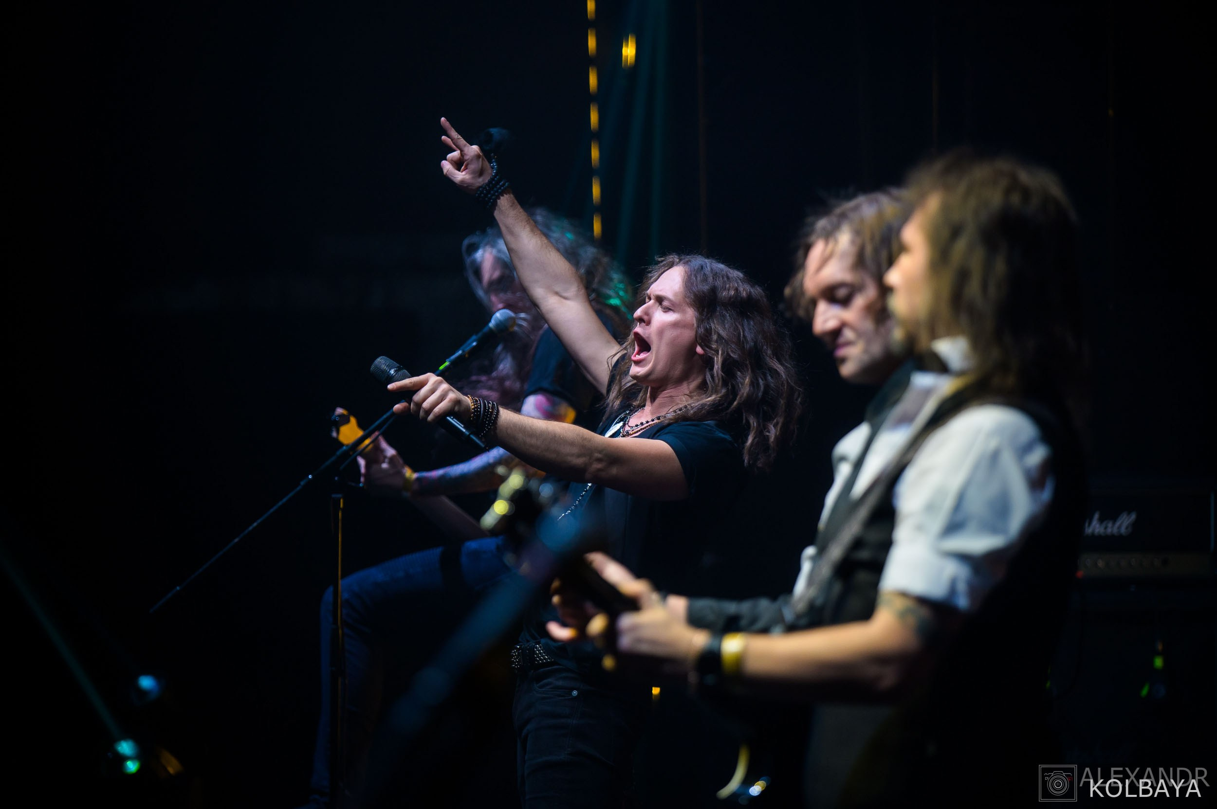 Эпидемии 29 лет — концерт в день рождения. Концертный и театральный репортажный фотограф в Москве Александр Колбая
