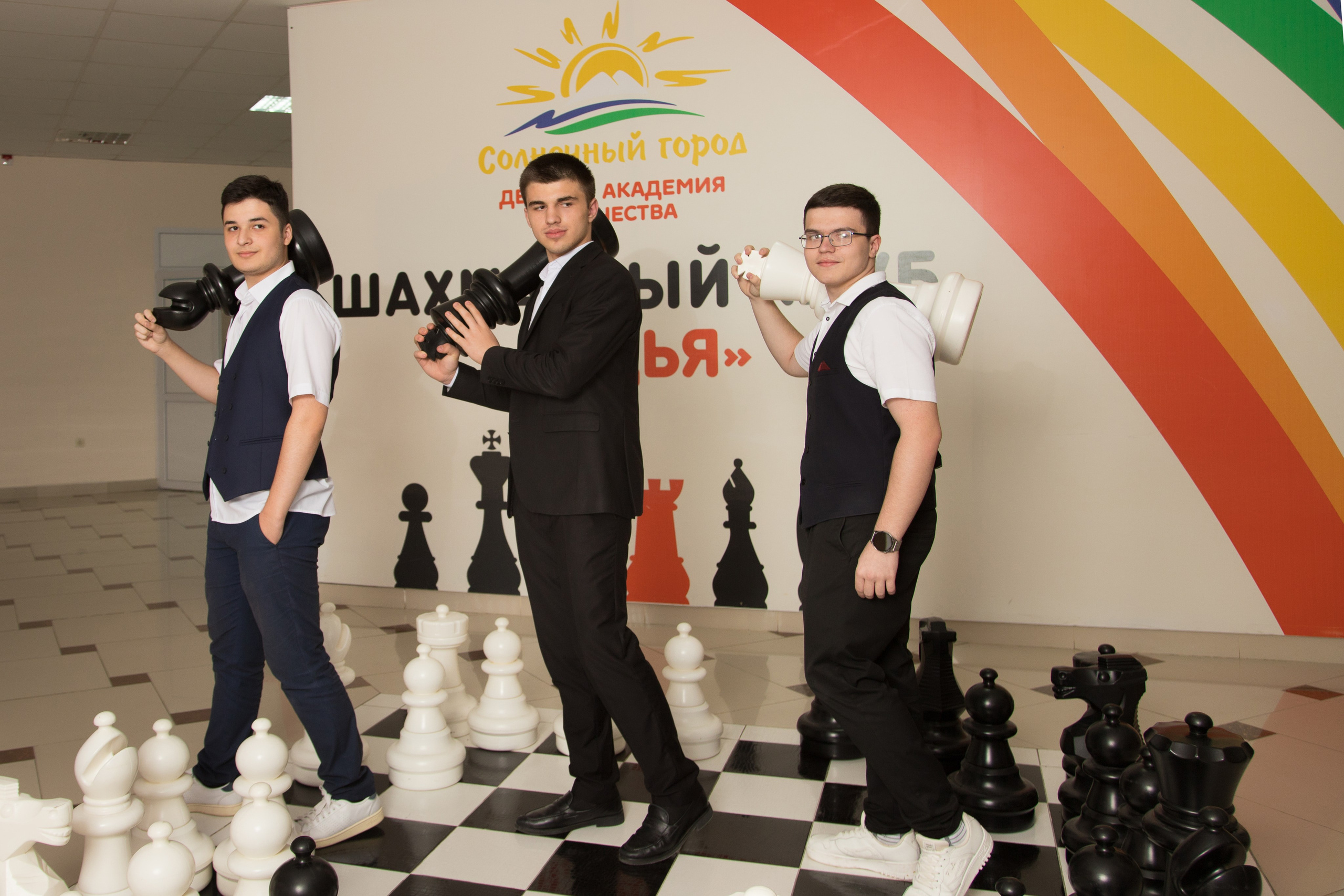 9  и 11 классы. Школьный фотограф в г. Нальчик Галимат Абитова