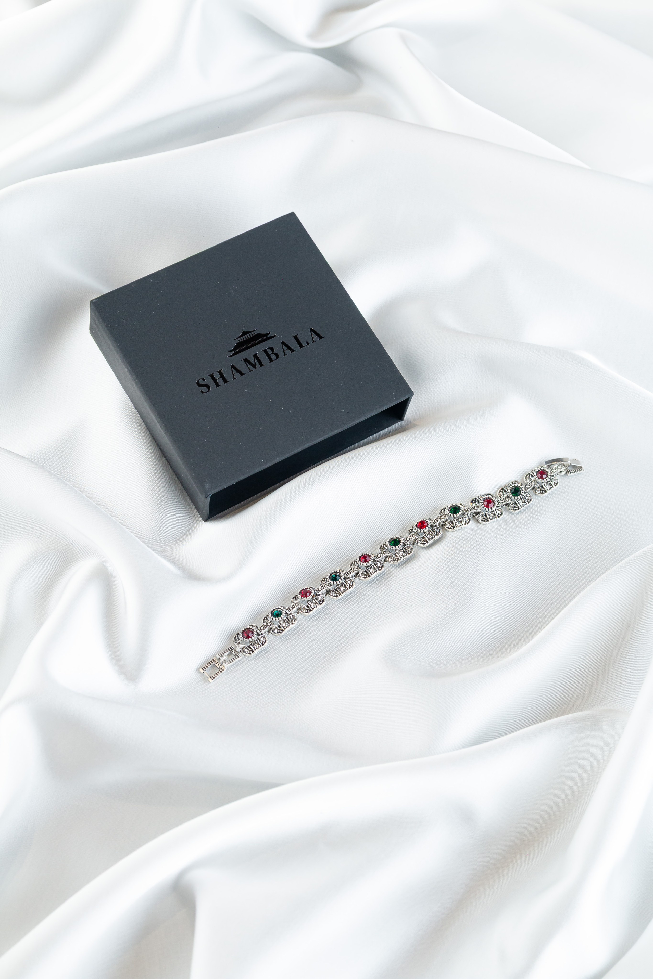 Shambala. Александр Стряпунин — предметный фотограф в Улан-Удэ