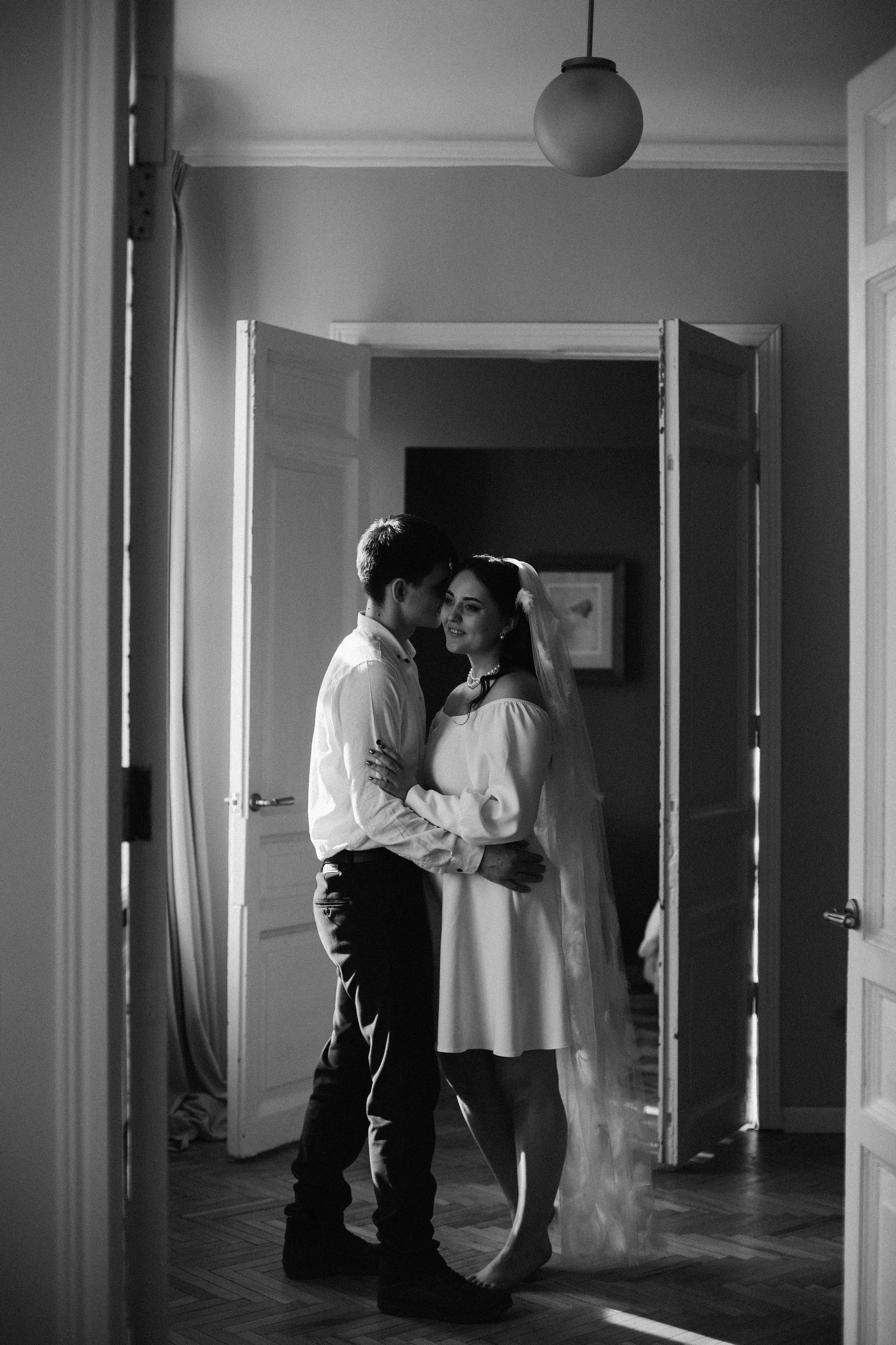 VK: Md: @lady_bulgakova Mua: @trofilyeva Org: @divine_photoproject Decor: @portfoliobrand