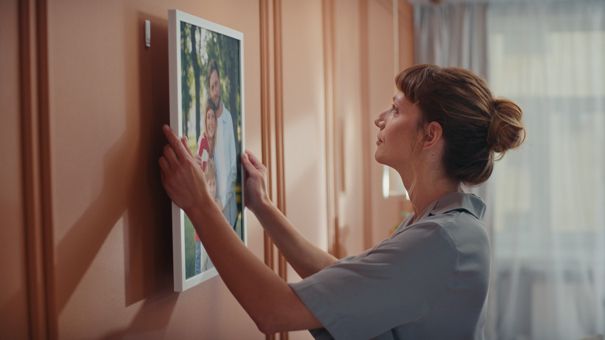 Клей «Контакт» — commercial. DANILA KOMKIN — Colorist