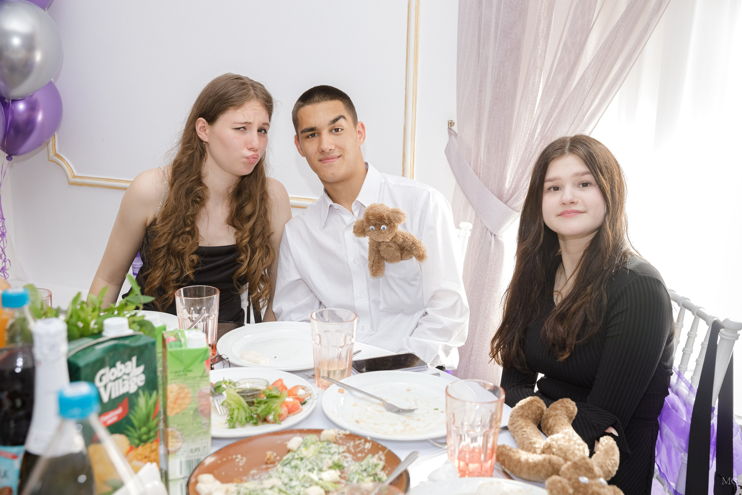 21.06.2024 Выпускной Банкетный зал 9Б. Маша Гонтарь Семейный домашний репортажный фотограф в Санкт-Петербурге