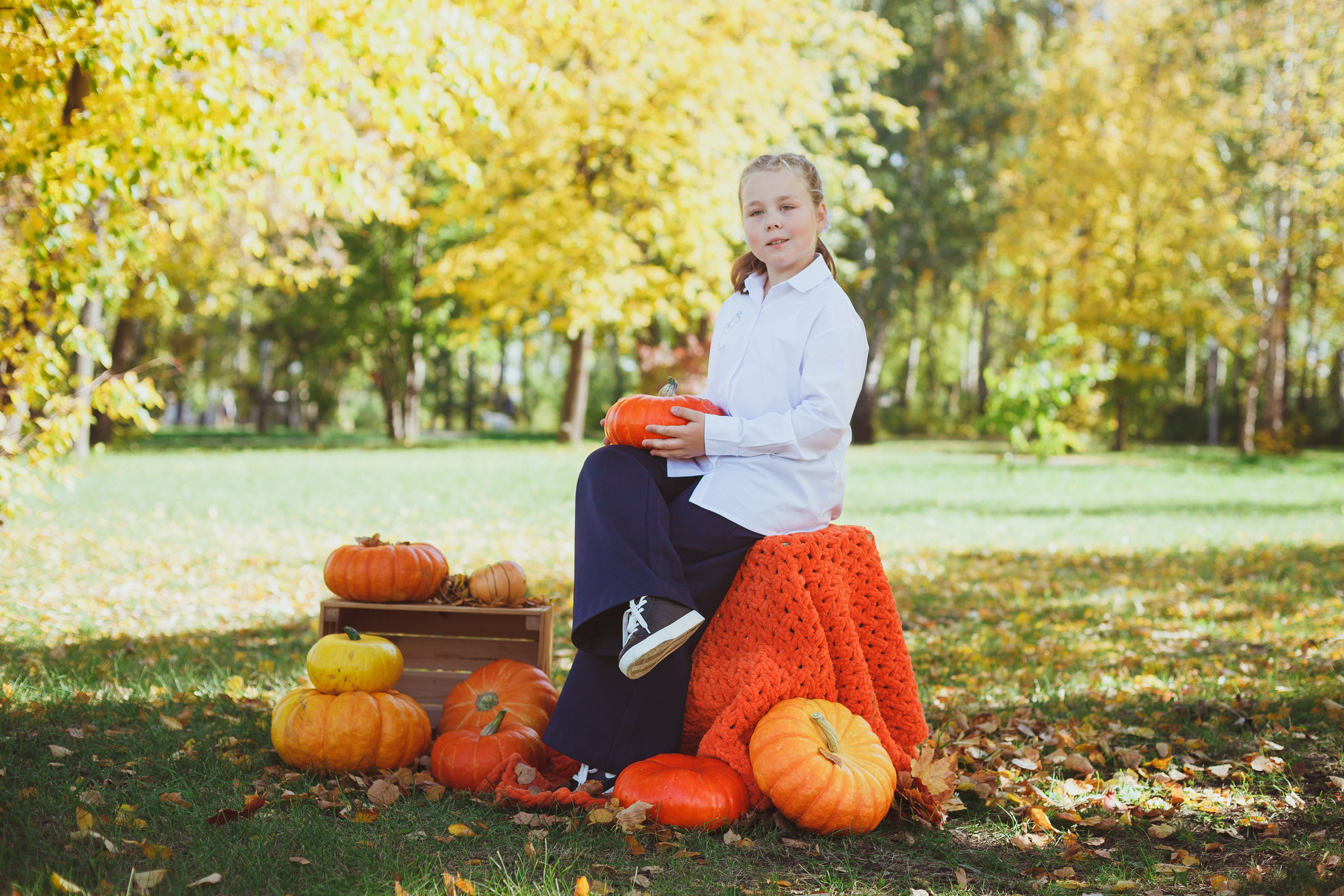 Школьная фотосессия на 31 августа. 1,2,3 сентября. Портреты детей 4-6 штук. Групповые общие 2-5 шт. Цена 450р. (1). Семейный и детский фотограф в Сухом Логу Ольга Кайгородова