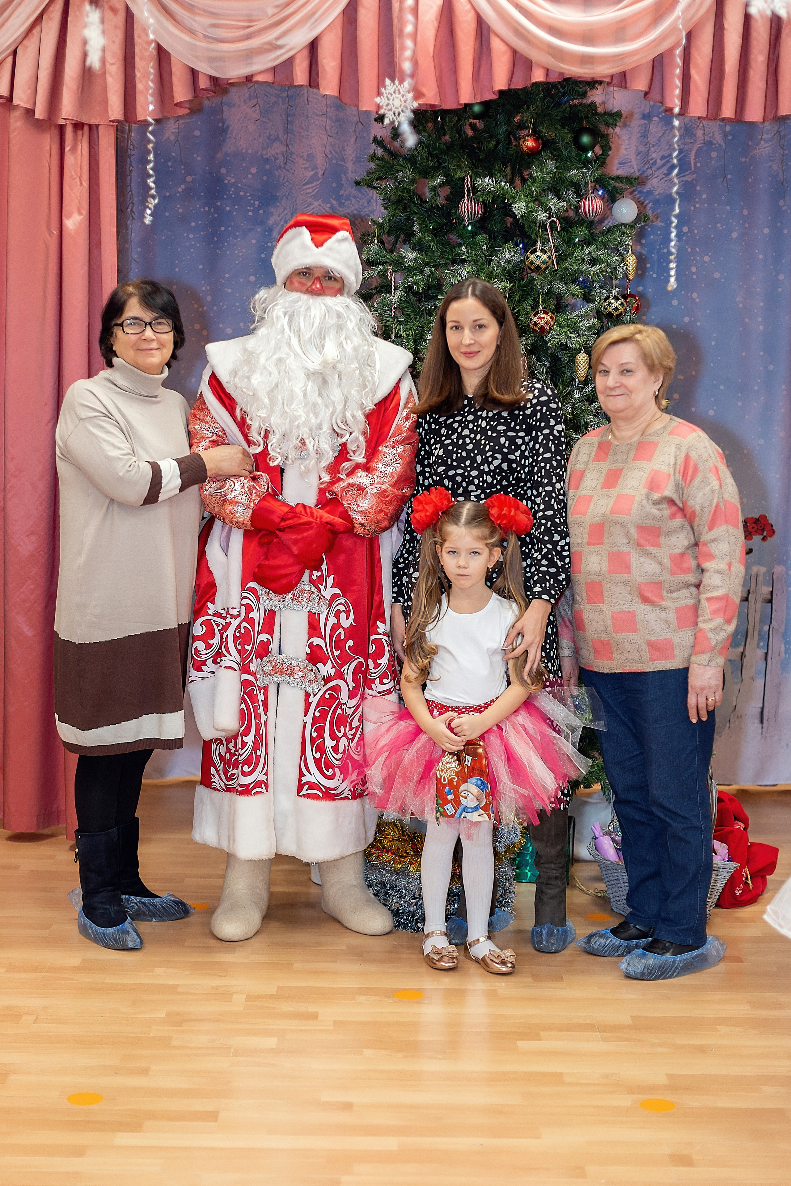 Утренник_"Карамельная фабрика» 2024. Семейный фотограф в Санкт-Петербурге