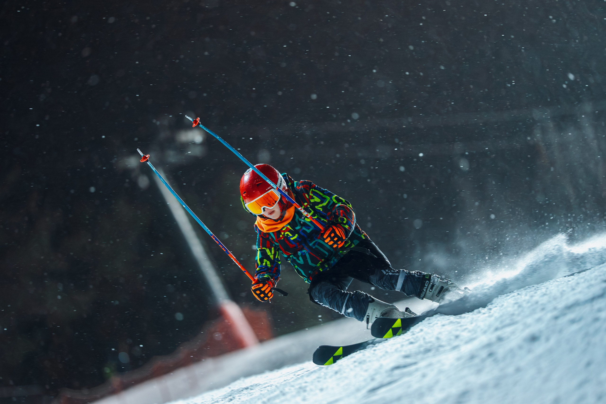 2025.12.25 | Горные лыжи. Тренировка. Шуколово, 5й склон. Фотограф Студитский Евгений
