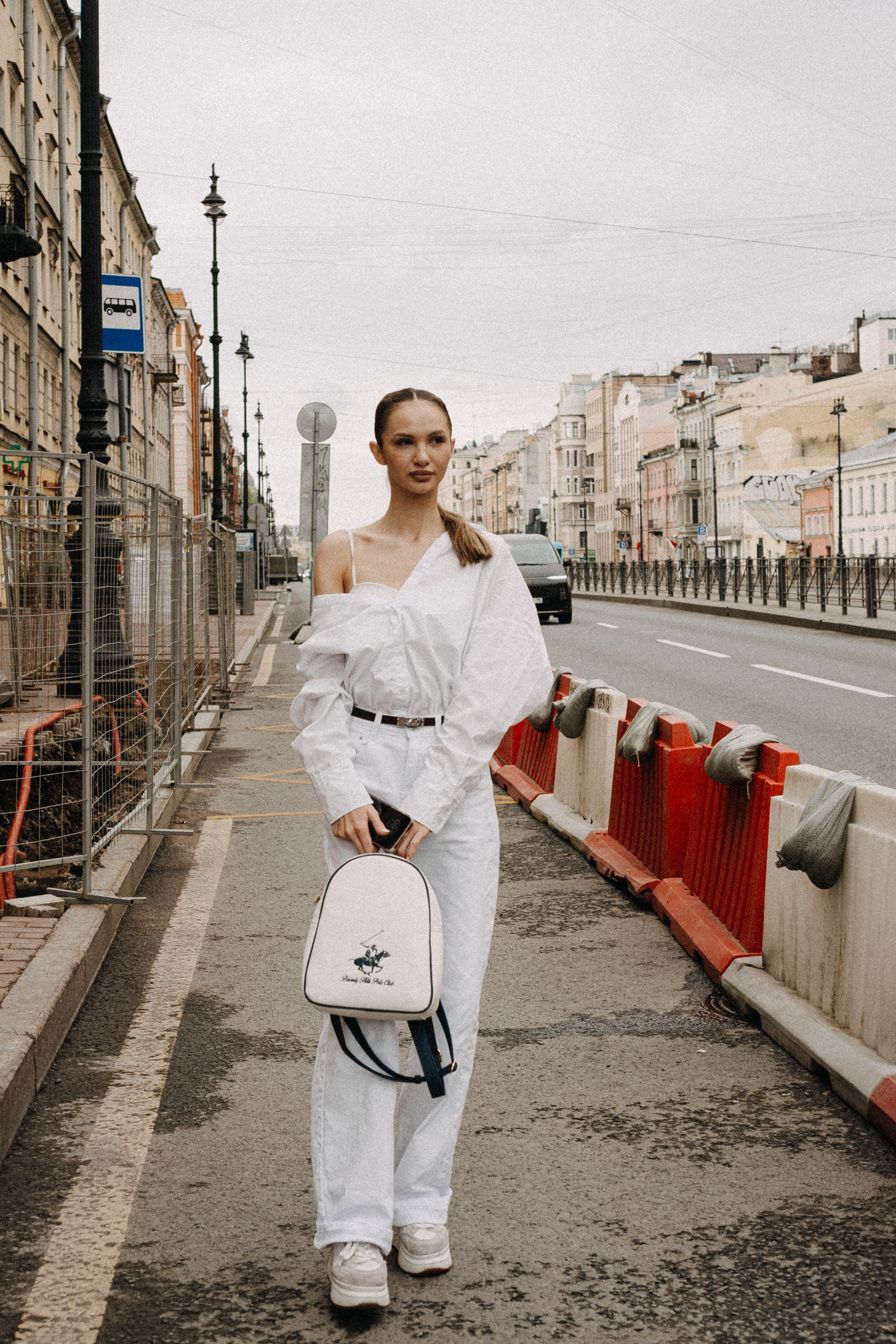 МЫ ГУЛЯЛИ ПРО КРЫШАМ ПИТЕРА. Профессиональный фотограф, Санкт-Петербург — Виктория Богомолова