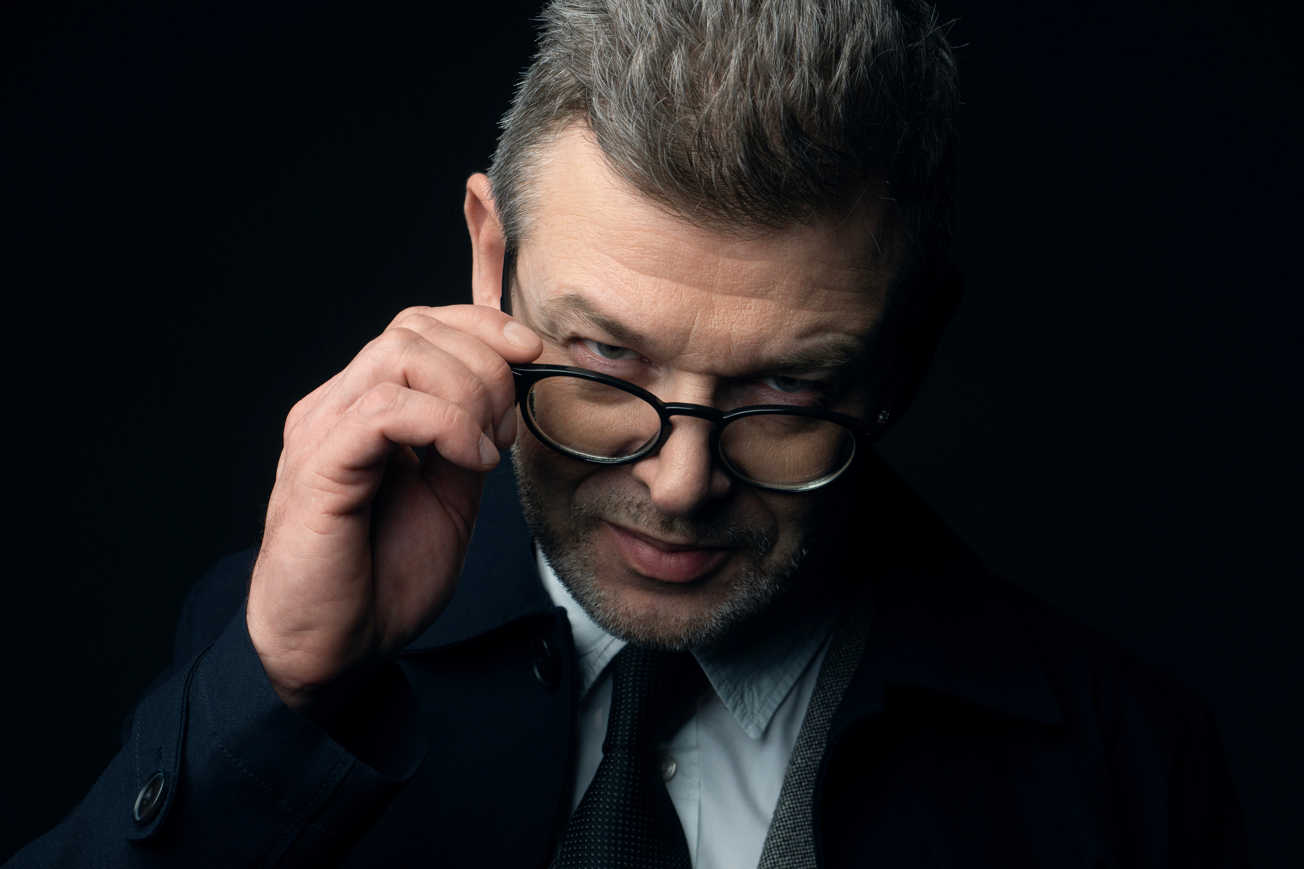 Мужской портреты в стиле Острых козырьков. Strona internetowa fotografki Elly Tev