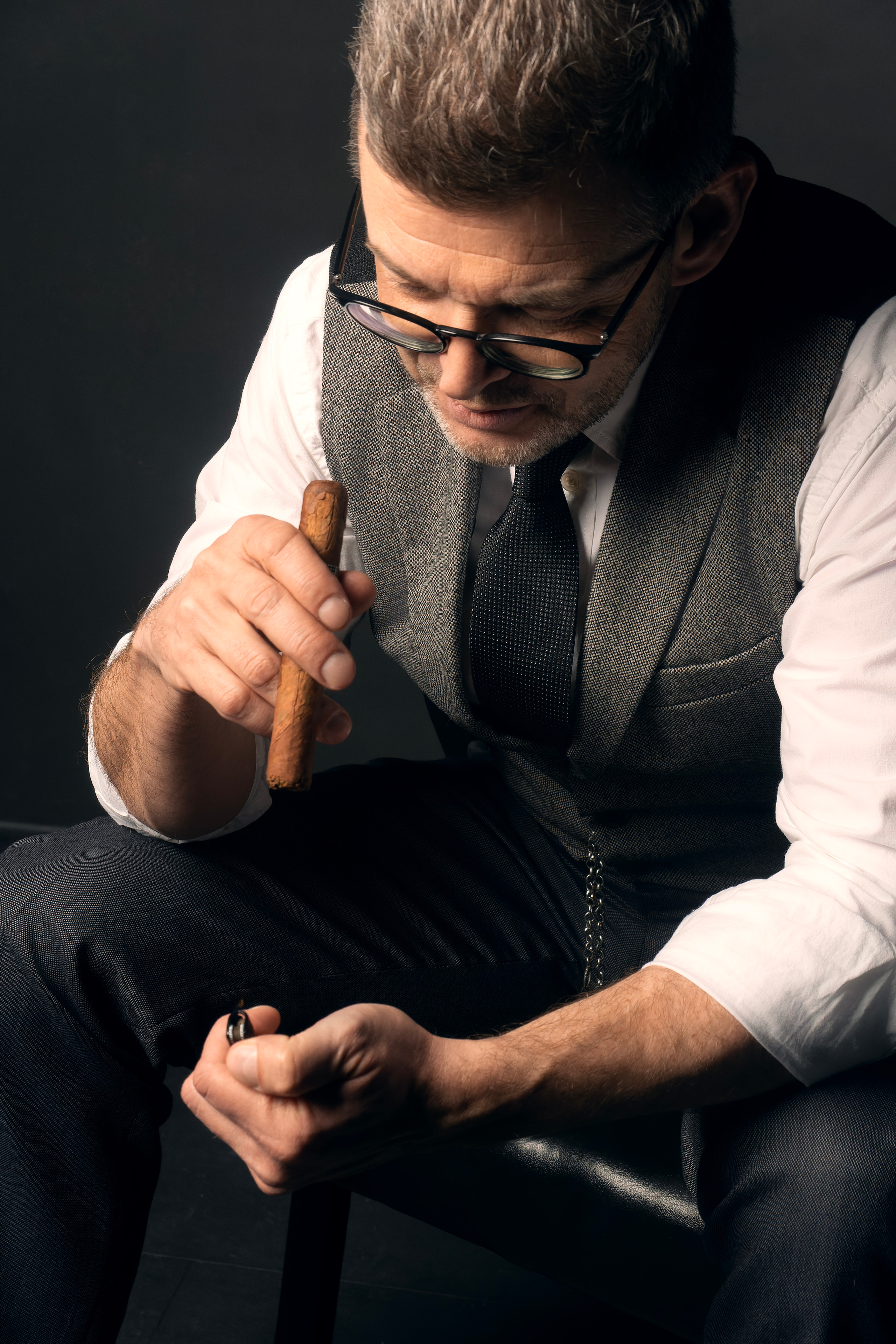 Мужской портреты в стиле Острых козырьков. Strona internetowa fotografki Elly Tev