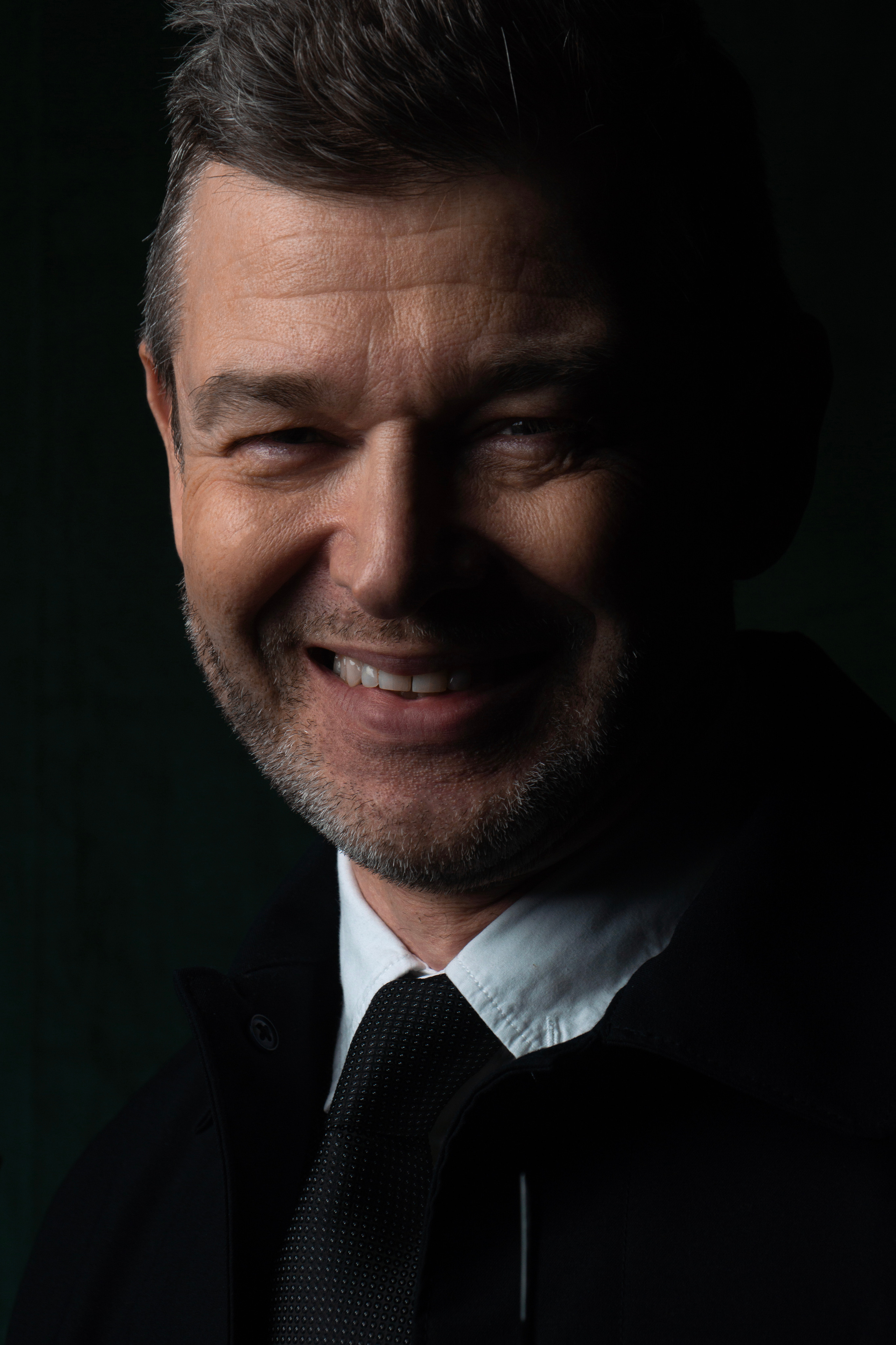 Мужской портреты в стиле Острых козырьков. Strona internetowa fotografki Elly Tev