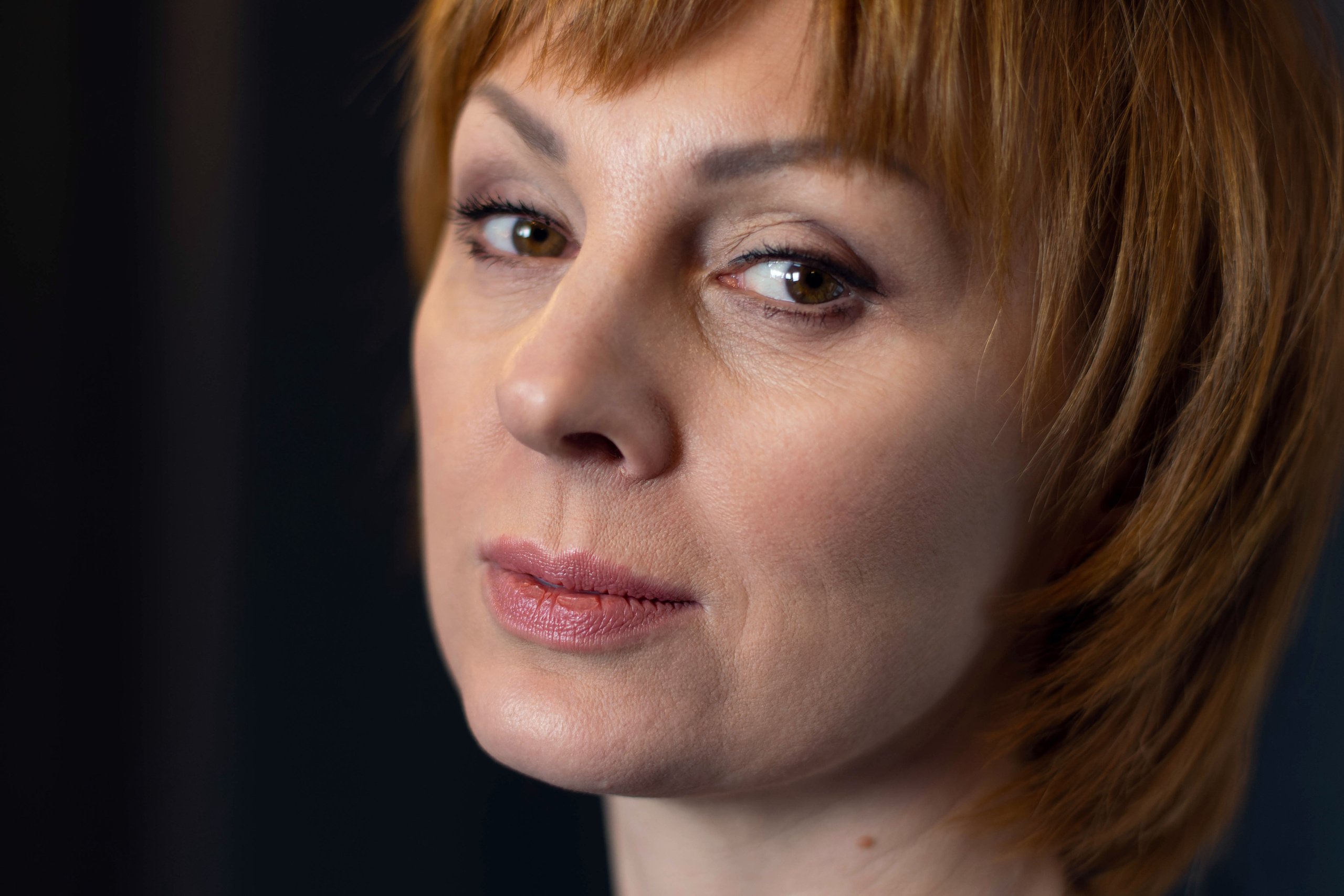 Женский портрет. Strona internetowa fotografki Elly Tev