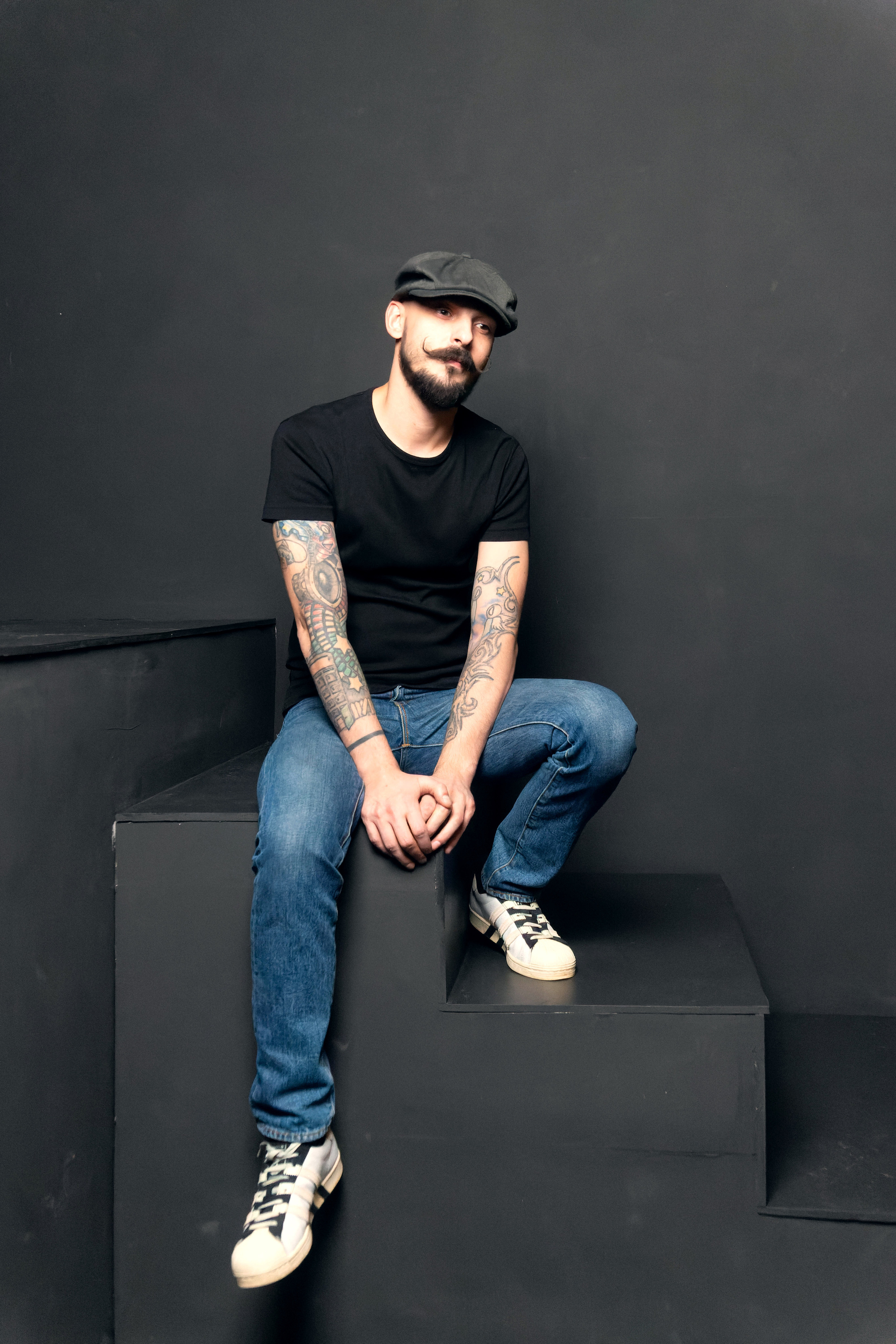 Мужской портрет в стиле "Пуаро". Strona internetowa fotografki Elly Tev