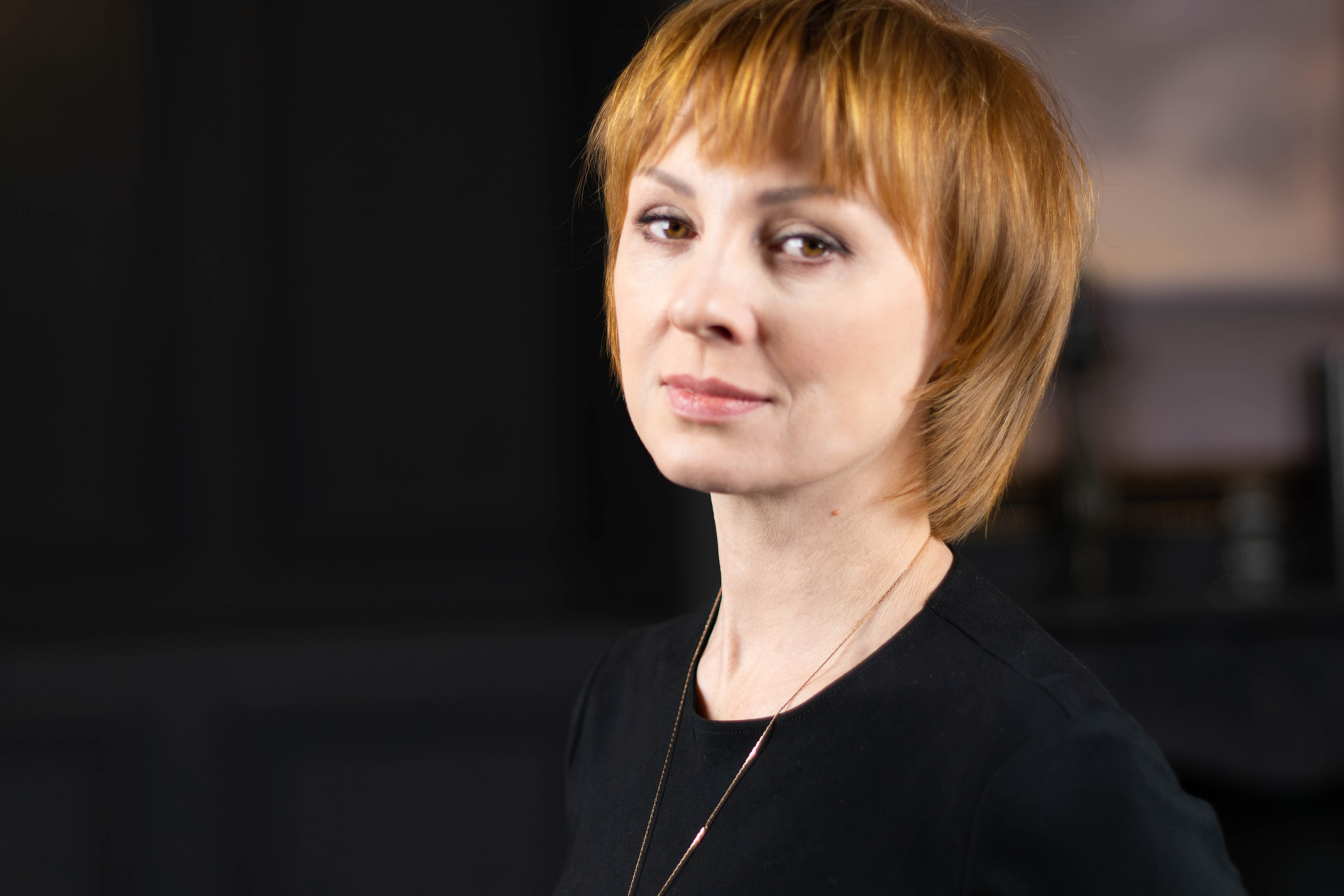 Женский портрет. Strona internetowa fotografki Elly Tev