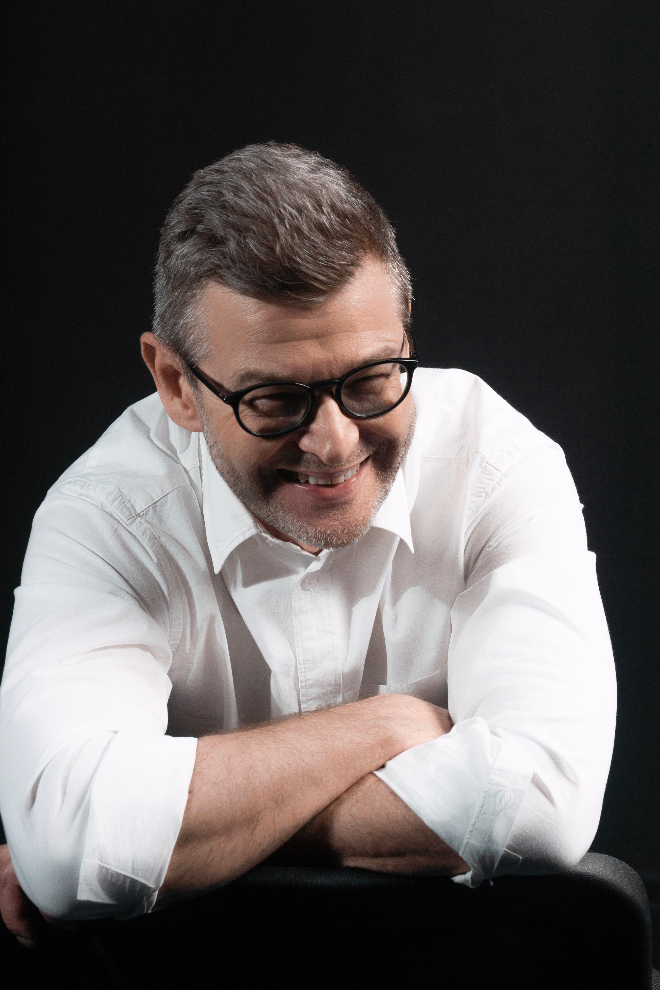 Красивый мужской портрет