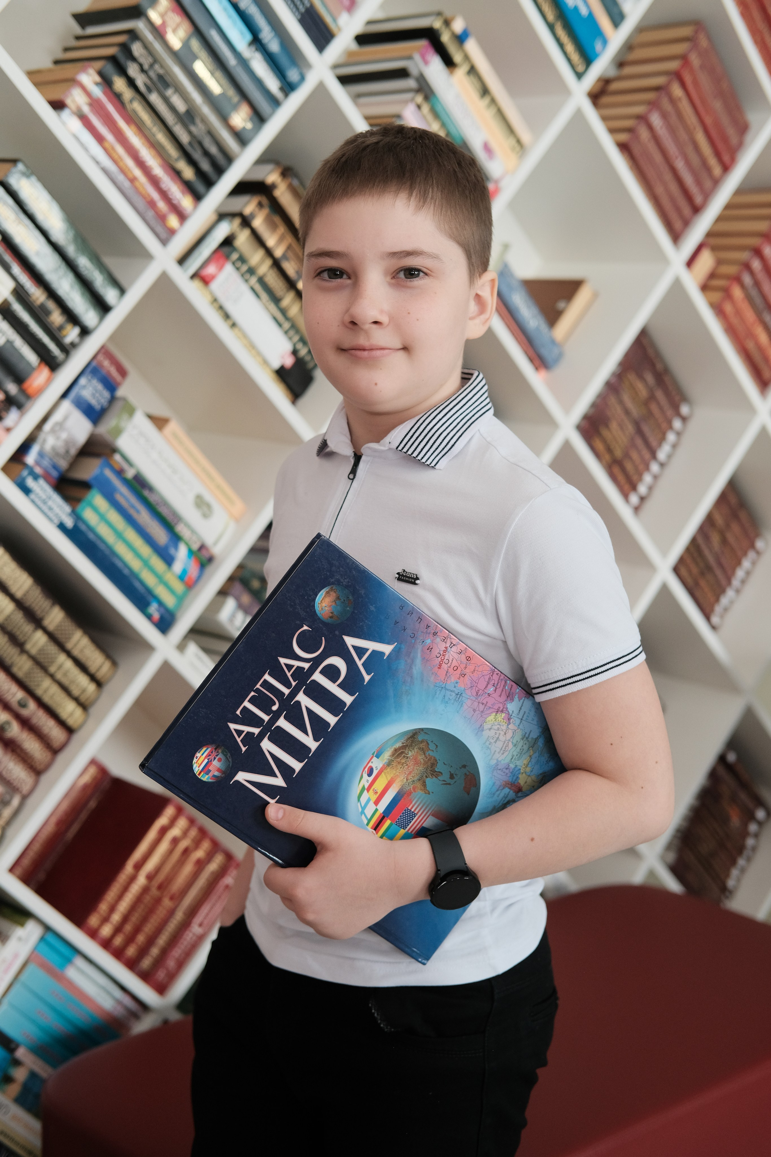 4 класс. Фотограф Елена Дегтярева. Семейная, детская и школьная фотография в Тюмени. Яркие и живые снимки, которые сохранят историю вашей семьи