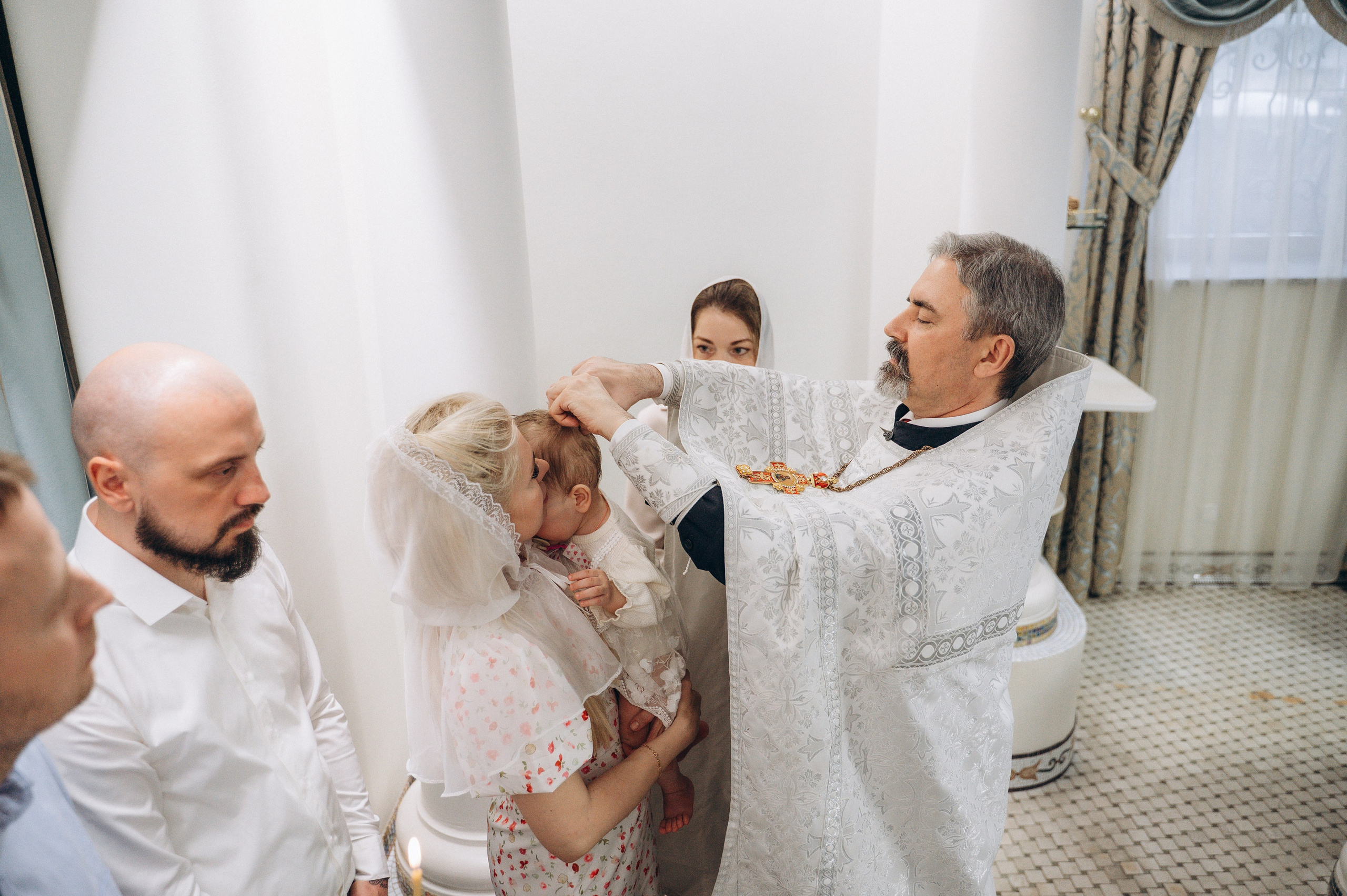 Крещение Миланы (Храм Всех Святых). Семейный фотограф в Минске Дарья Дреко