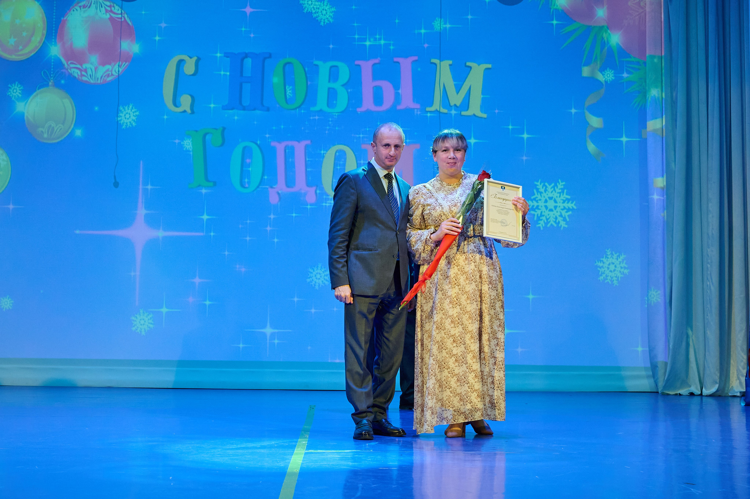 НГ концерт в Марьиной роще. Жизнь курорта Кабардинка в фотографиях