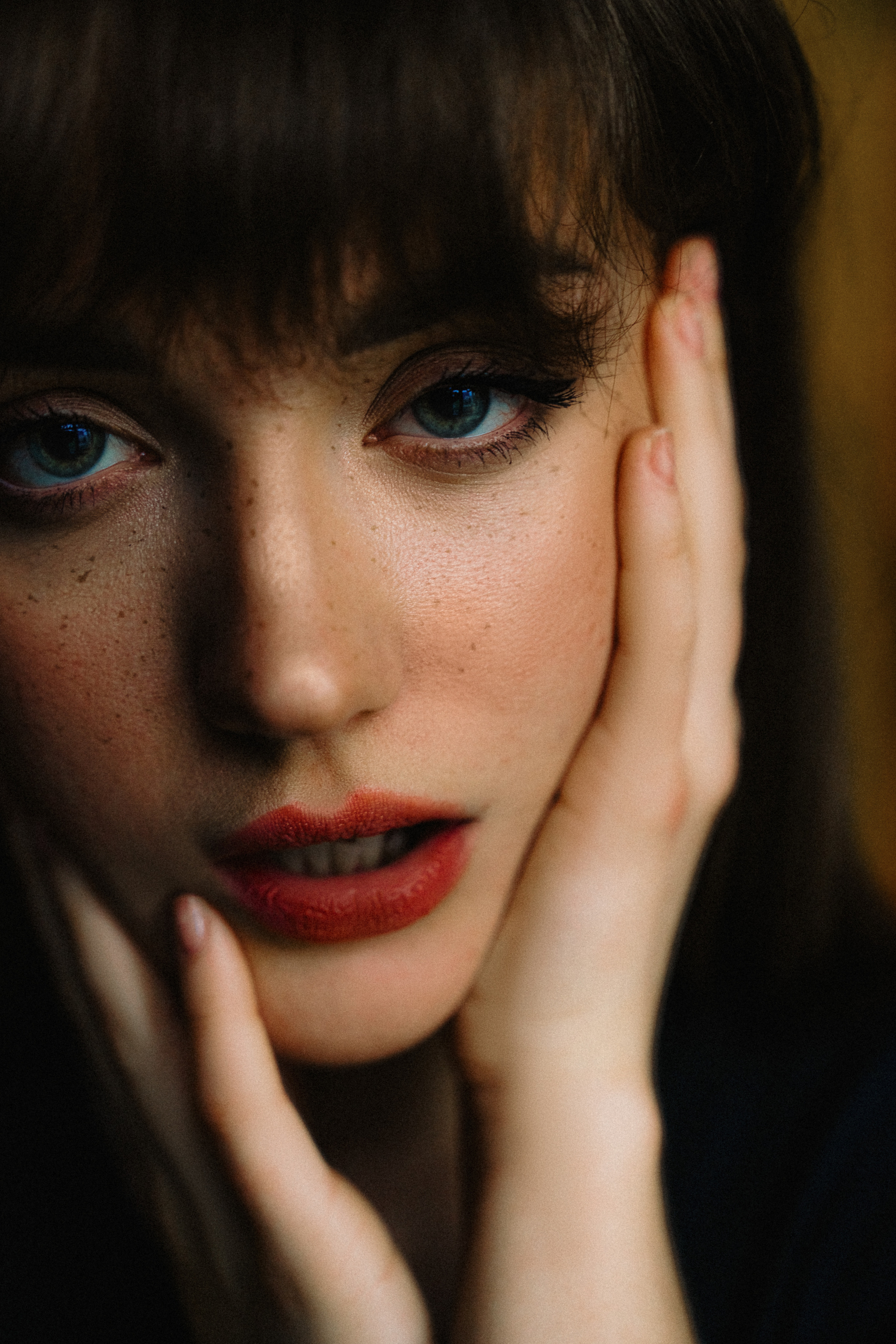 Девушки. Костя Жуков — фотограф в Москве