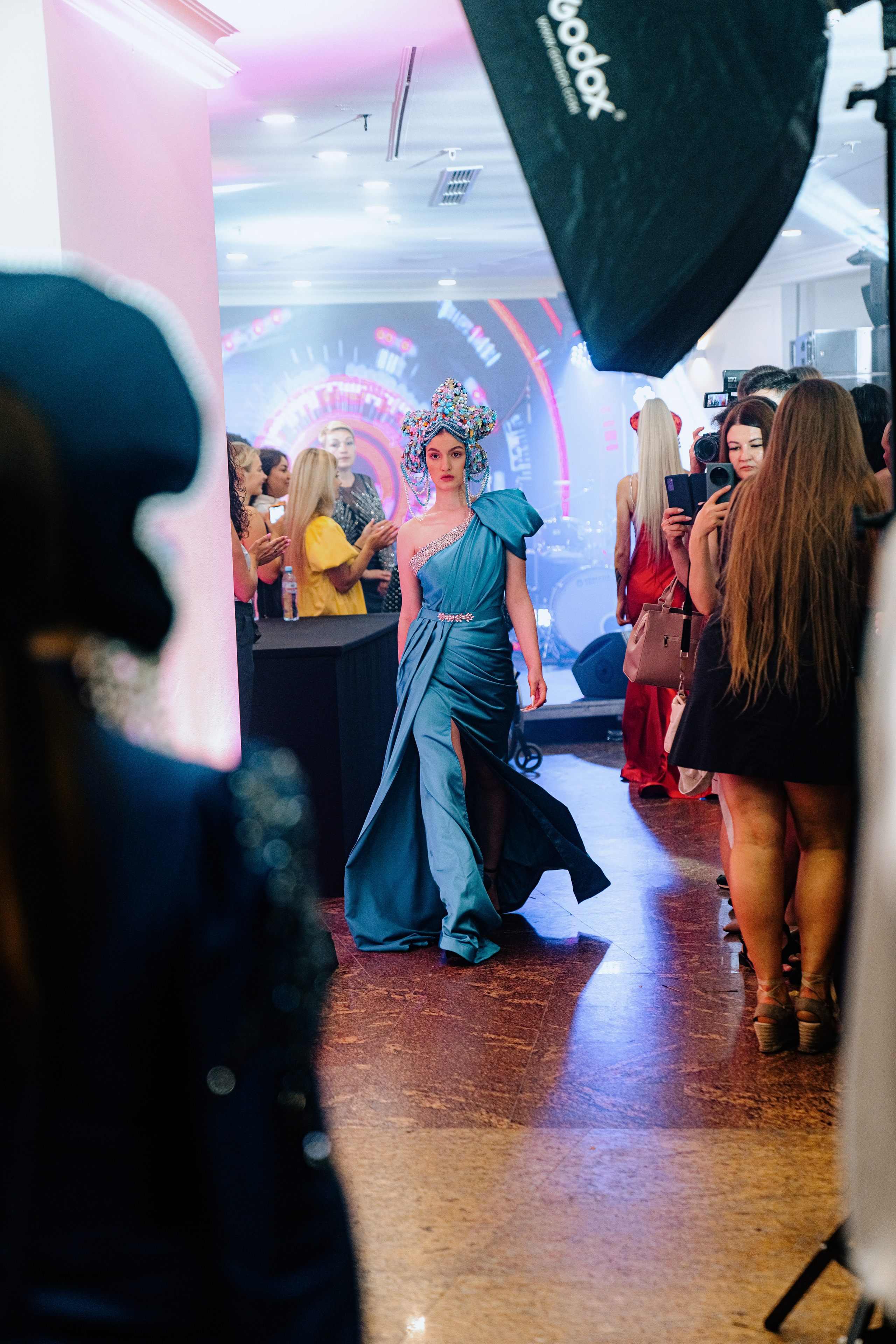 Открытие модного дома MaryWay в Москве. Костя Жуков — фотограф в Москве