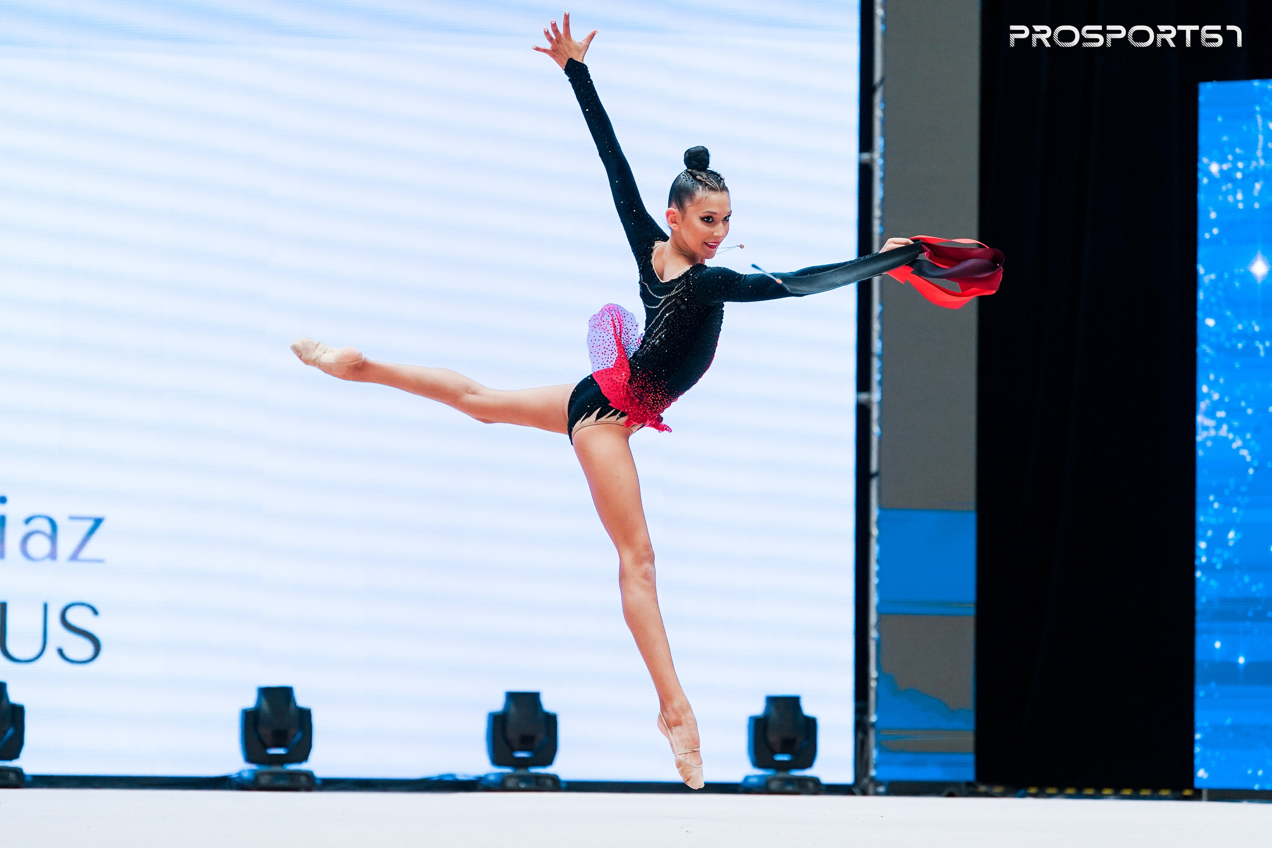 Николь Римарачин Диас. Хрустальная роза 2025 г.Минск. Спортивный фотограф Олег Медведев | prosport67 | Смоленск