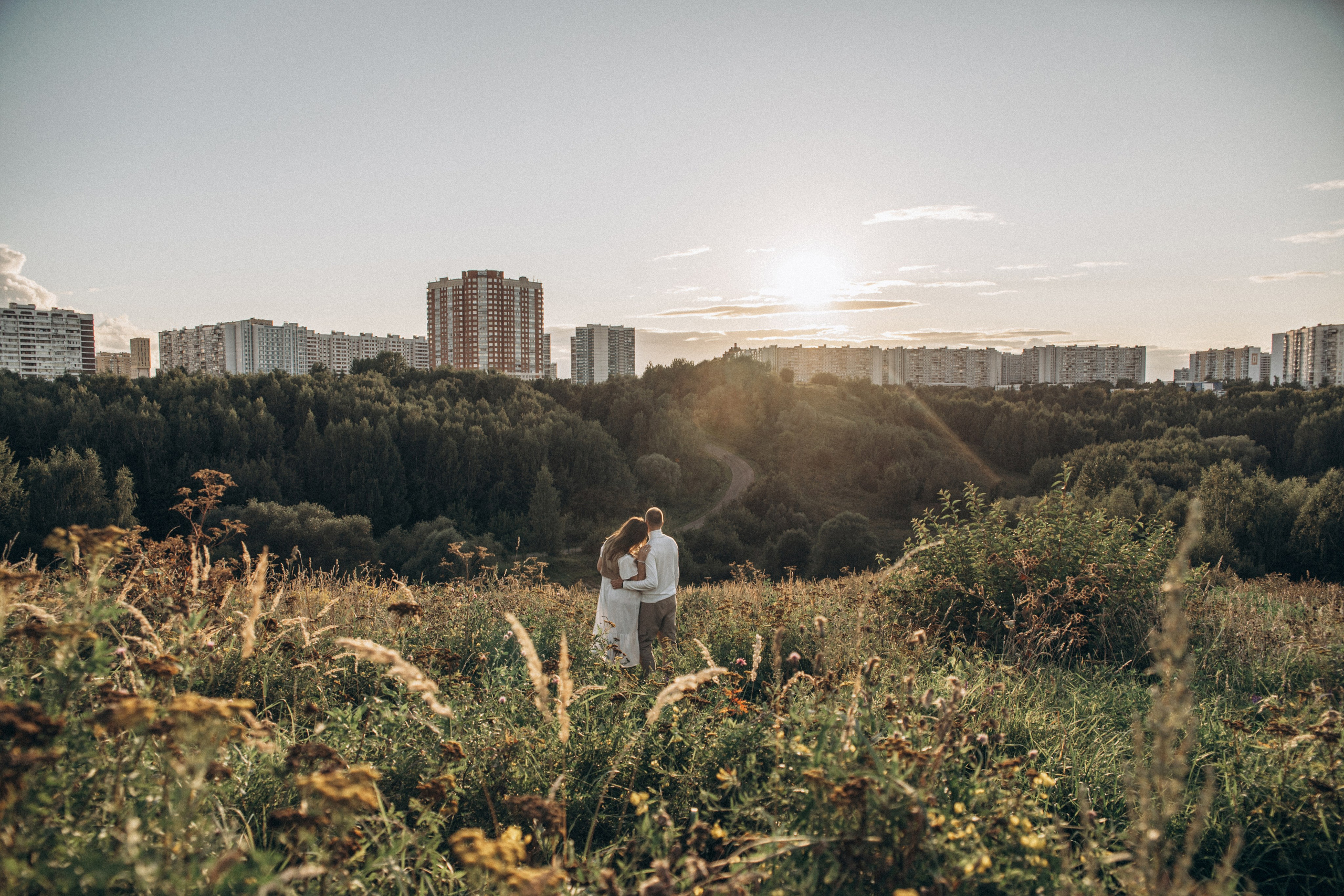 На холмах. Гаврилова Настя семейный фотограф lifestyle в Москве