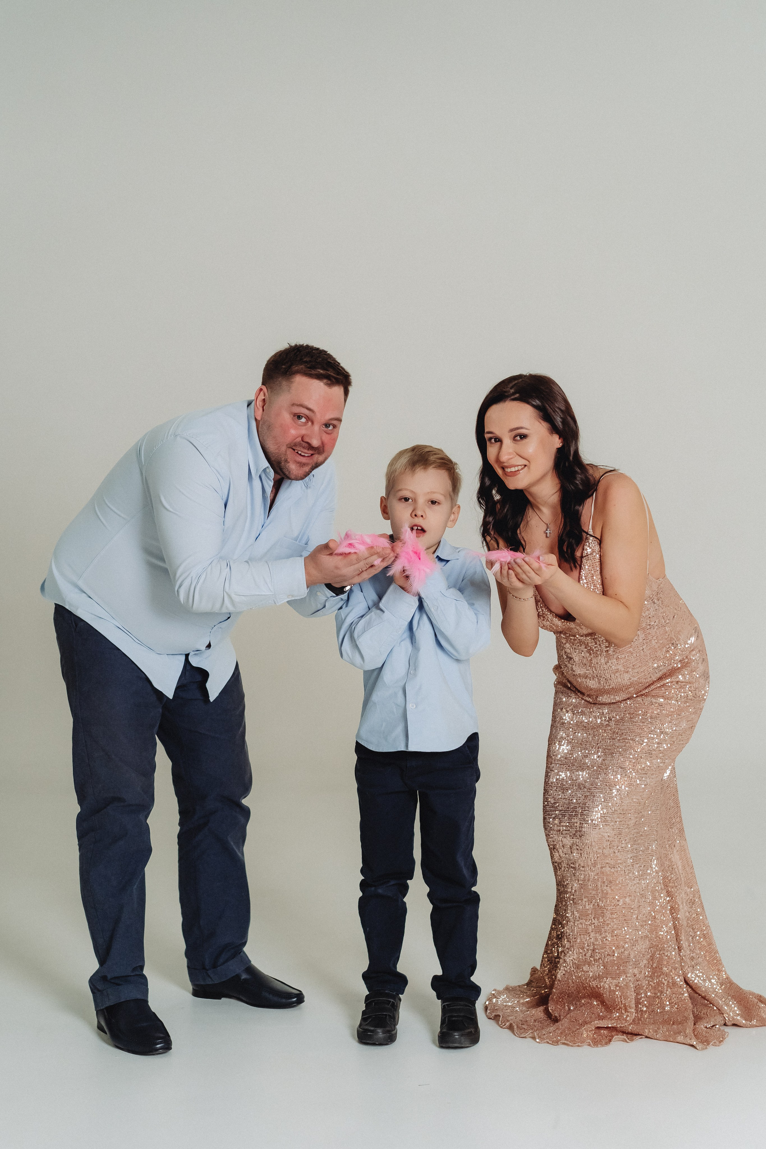 В студии. Семейный и контент фотограф в Красноярске Власова Екатерина