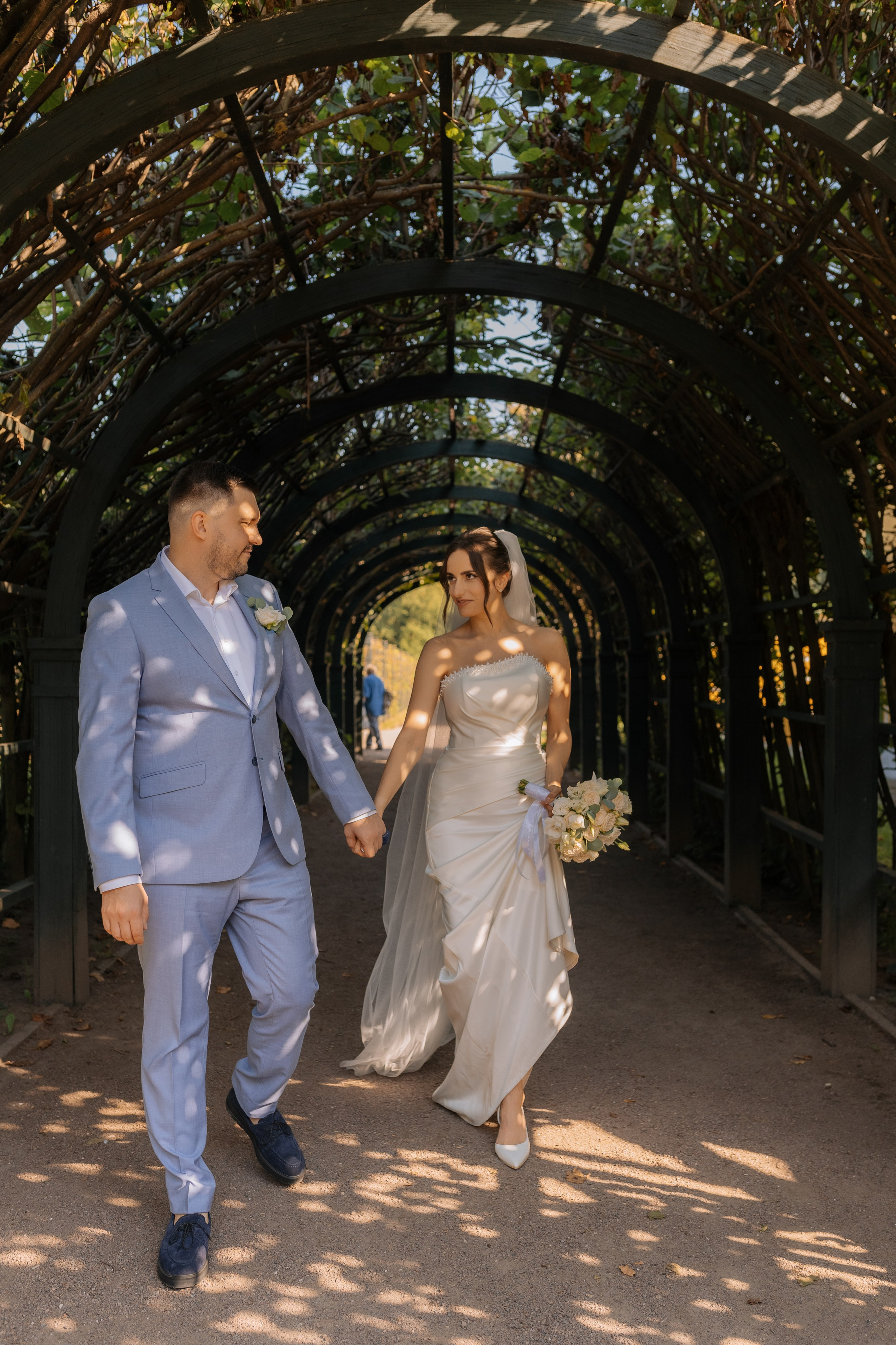 Свадебная фотосессия в Москве, парк Кусково. Свадебный фотограф в Москве Анна Полушина