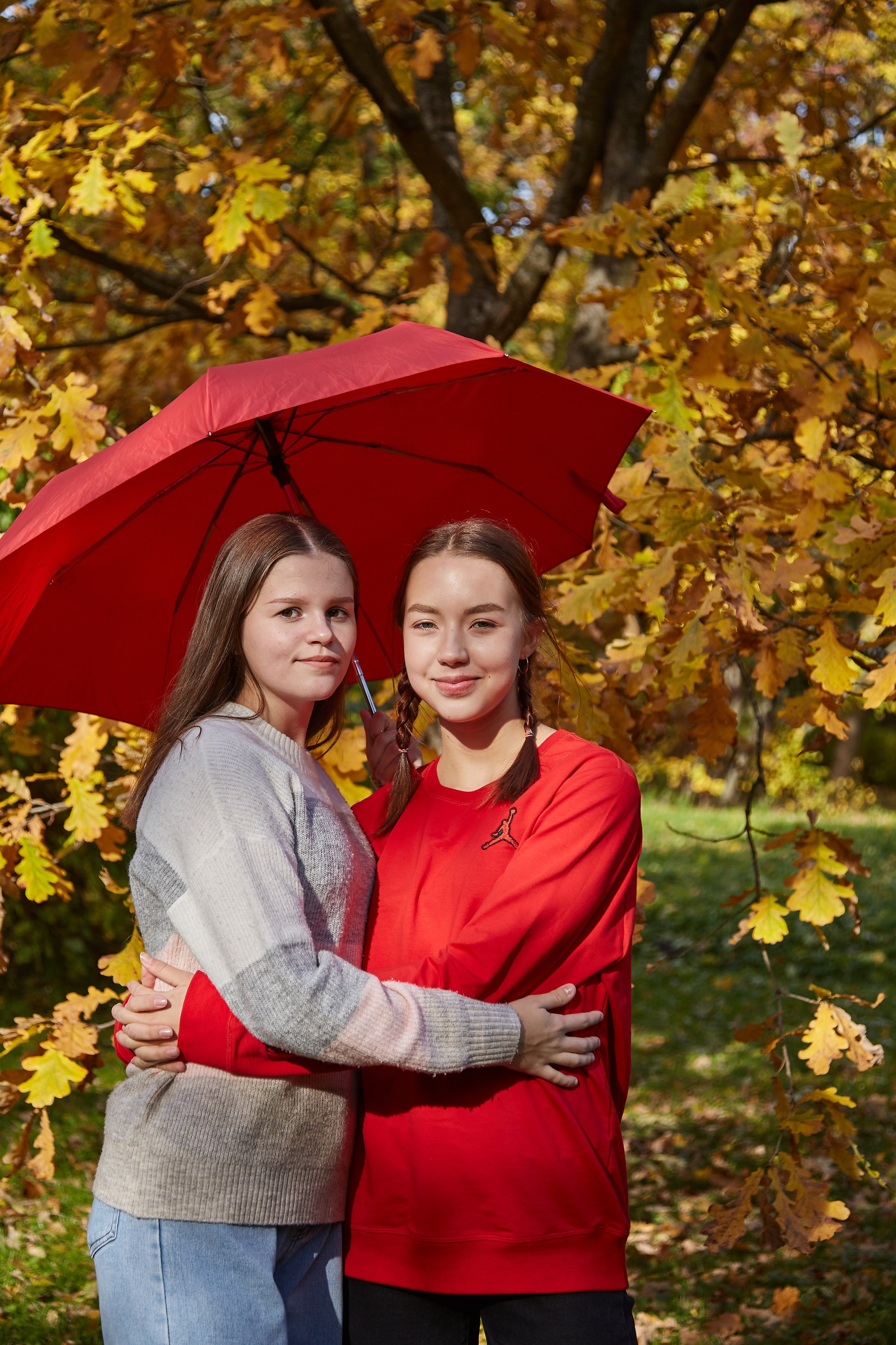 ОСЕННЯЯ. Школьная фотография в Санкт-Петербурге, выпускные альбомы, фотосессии
