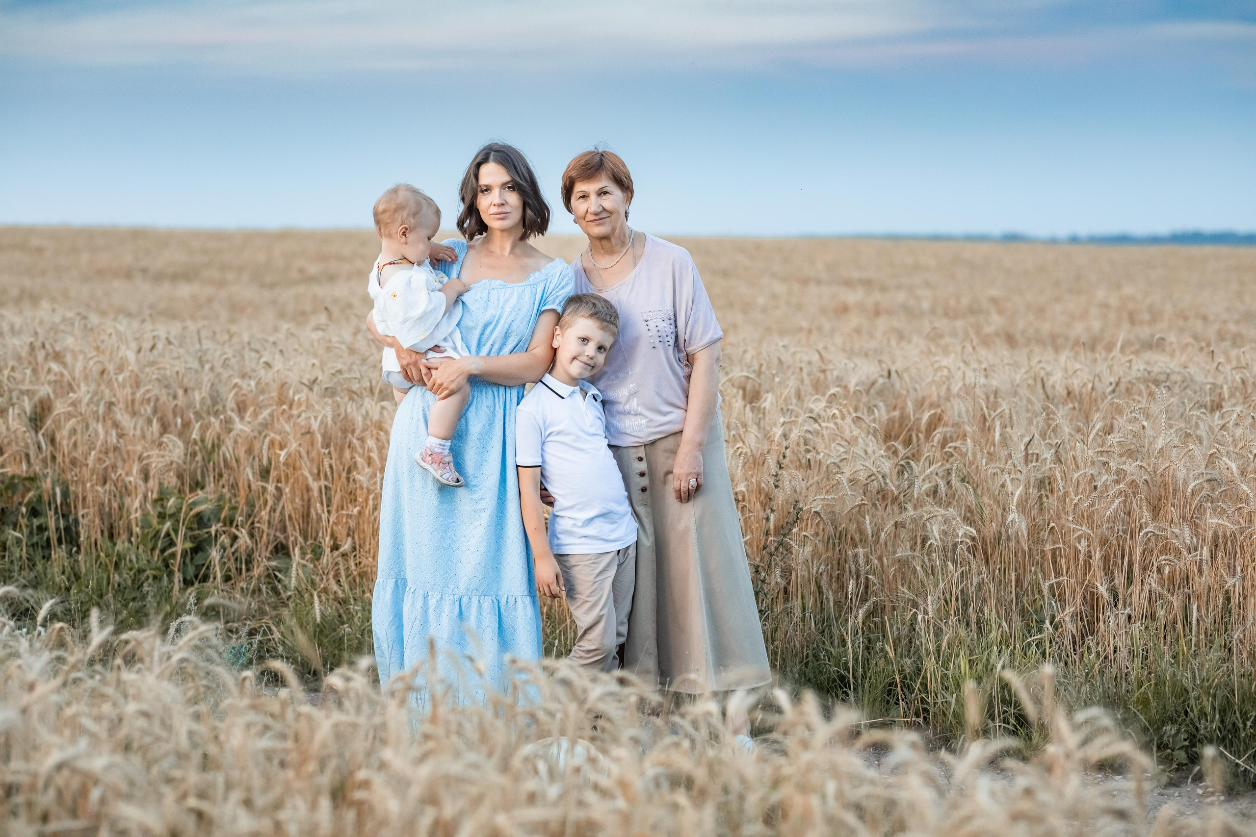 Фотопрогулка для семьи Александры. Женский семейный фотограф Тула Москва Захарова Анна