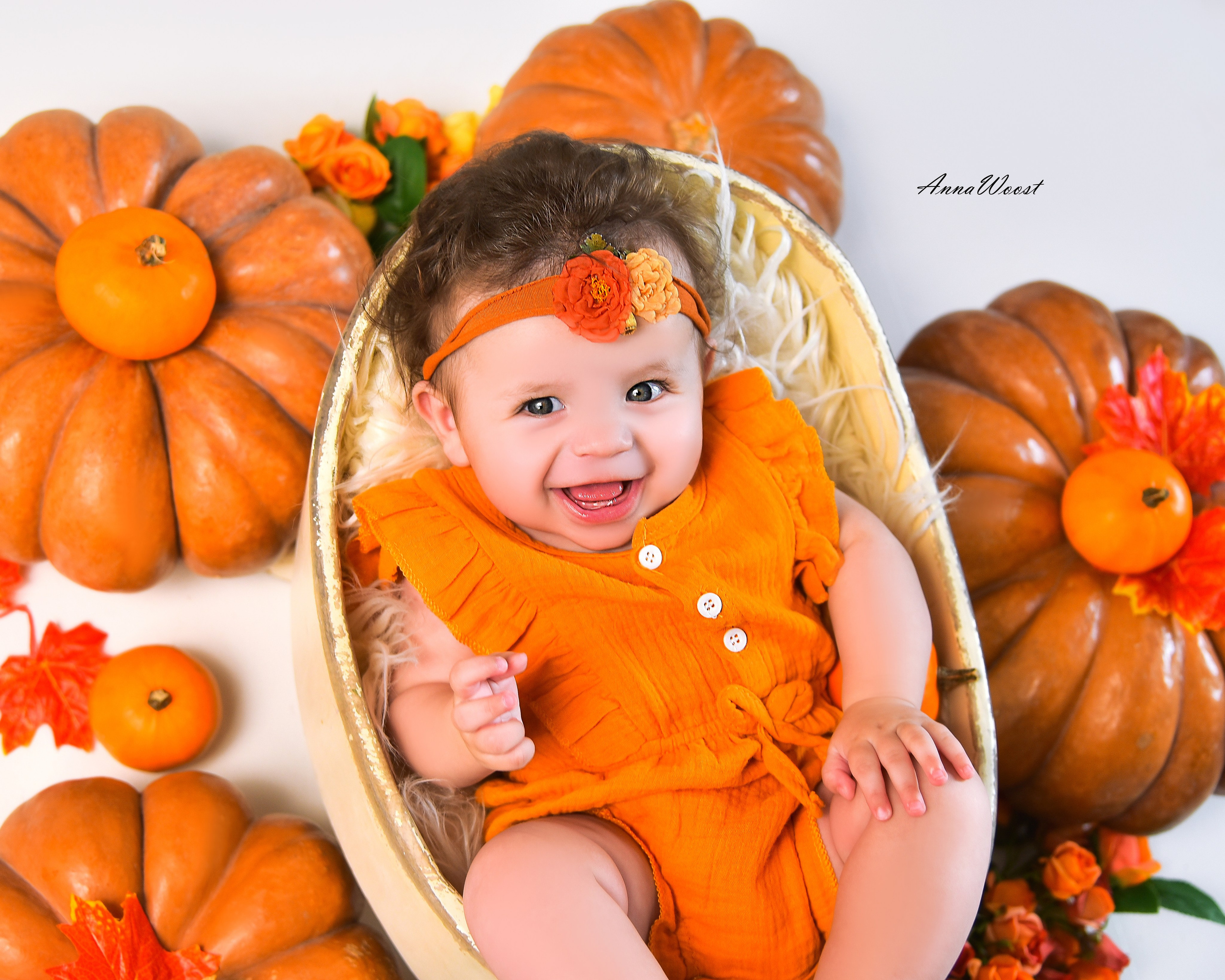 Малышки Антураж