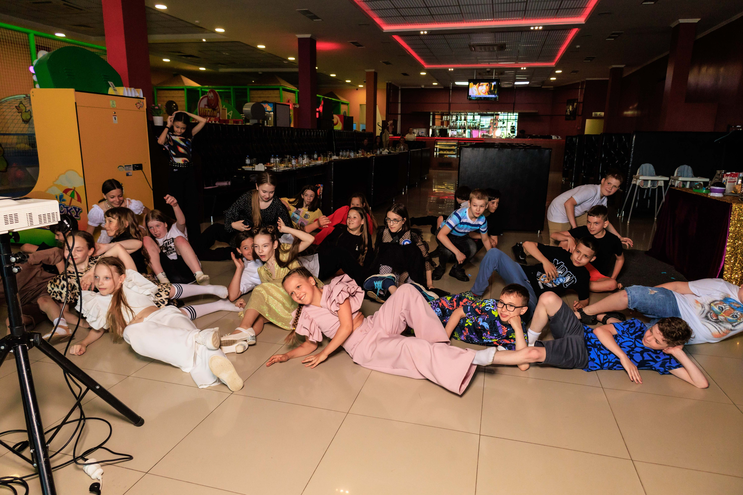 Выпускной 4 класс. Фотограф в Москве Дмитрий Емельянов