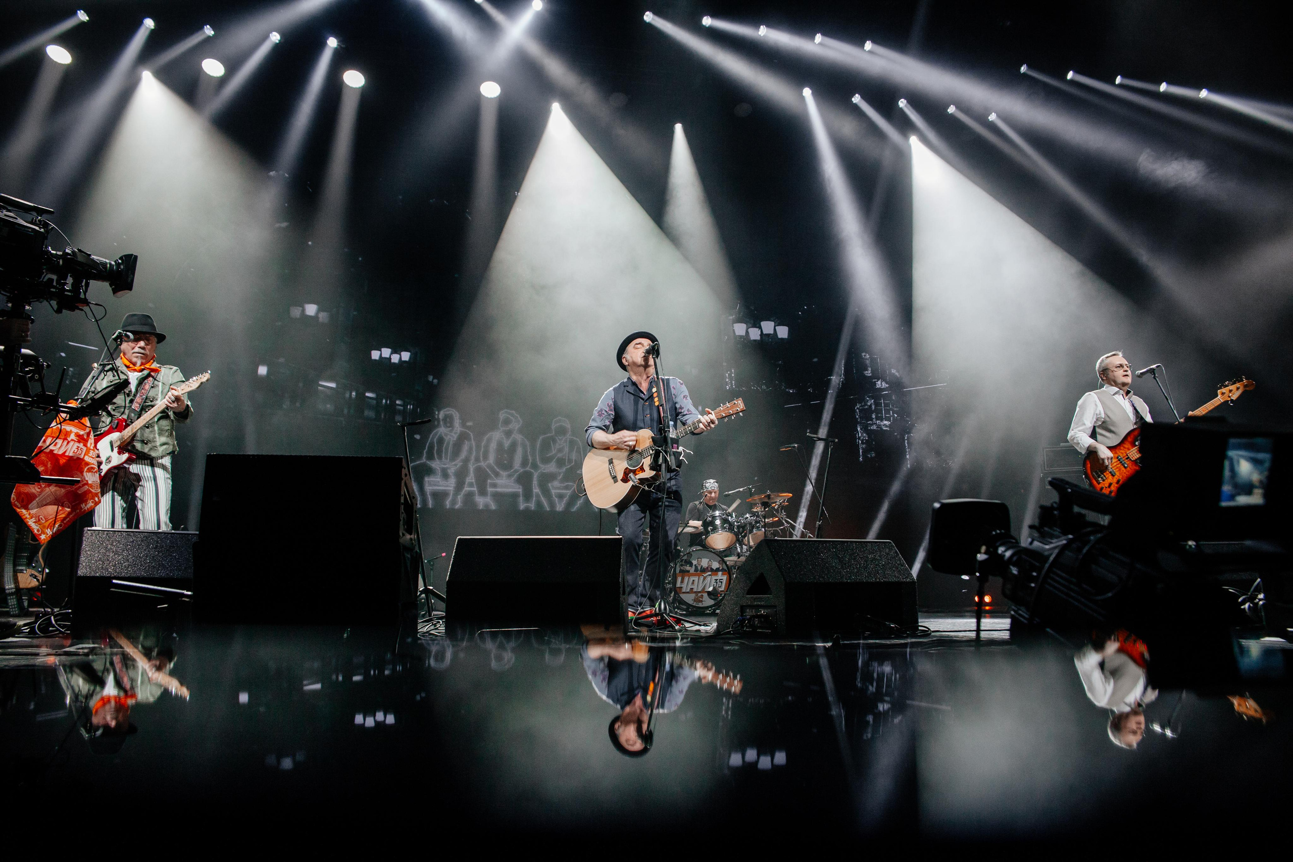 Чайф, Crocus City Hall. Фотограф Ольга Махалова — Санкт-Петербург, Москва, Нижний Новгород
