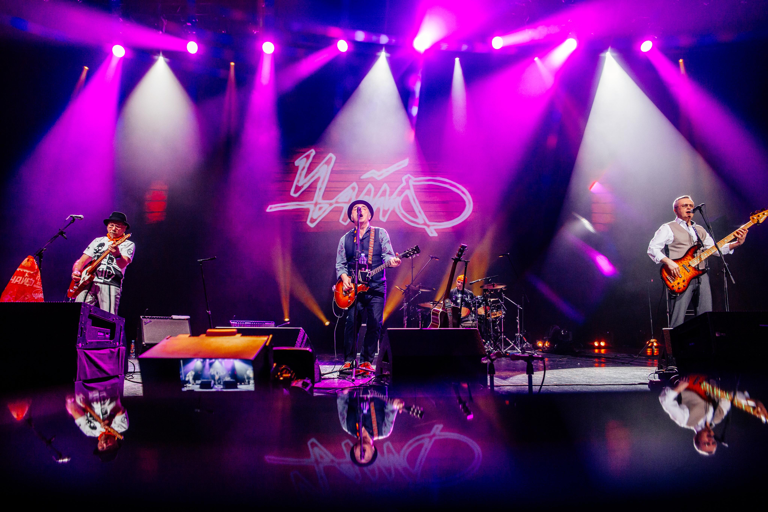 Чайф, Crocus City Hall. Фотограф Ольга Махалова — Санкт-Петербург, Москва, Нижний Новгород