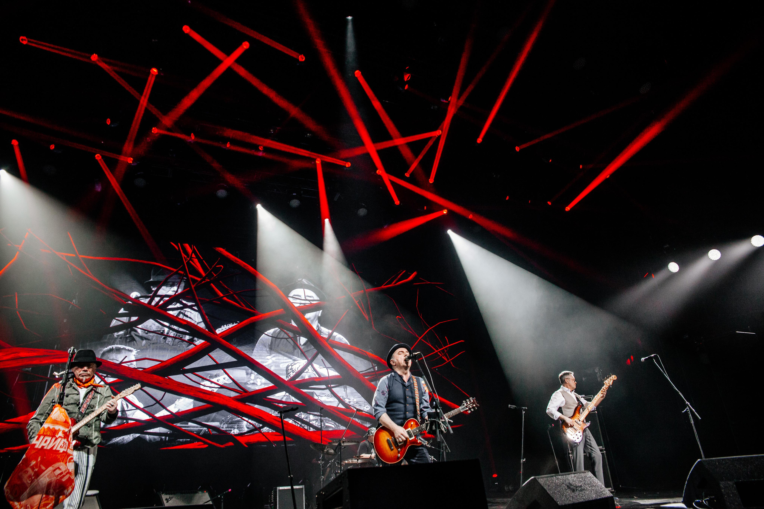 Чайф, Crocus City Hall. Фотограф Ольга Махалова — Санкт-Петербург, Москва, Нижний Новгород